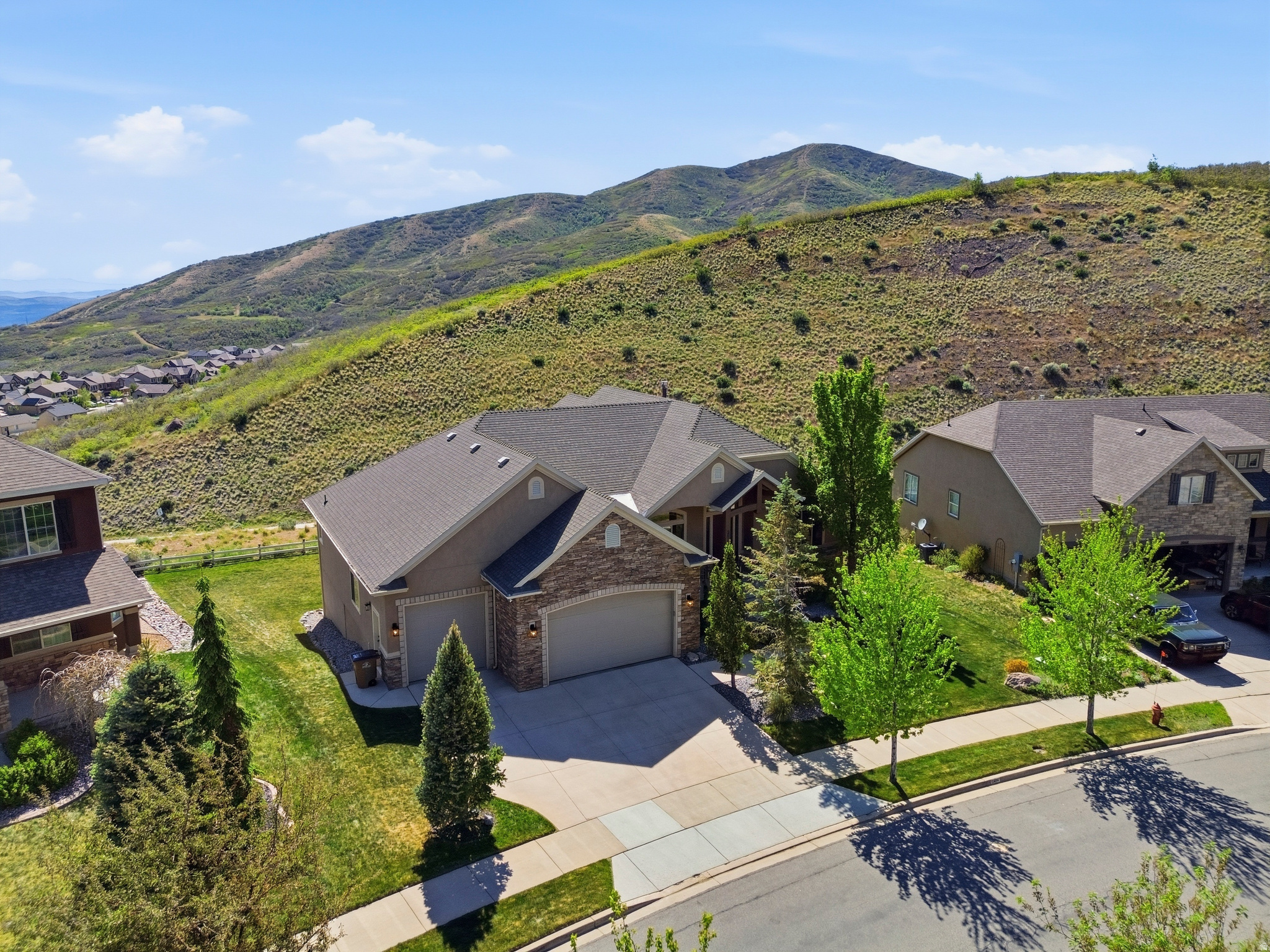 MAPLE HOLLOW NO 7 AT SUNCREST - Residential
