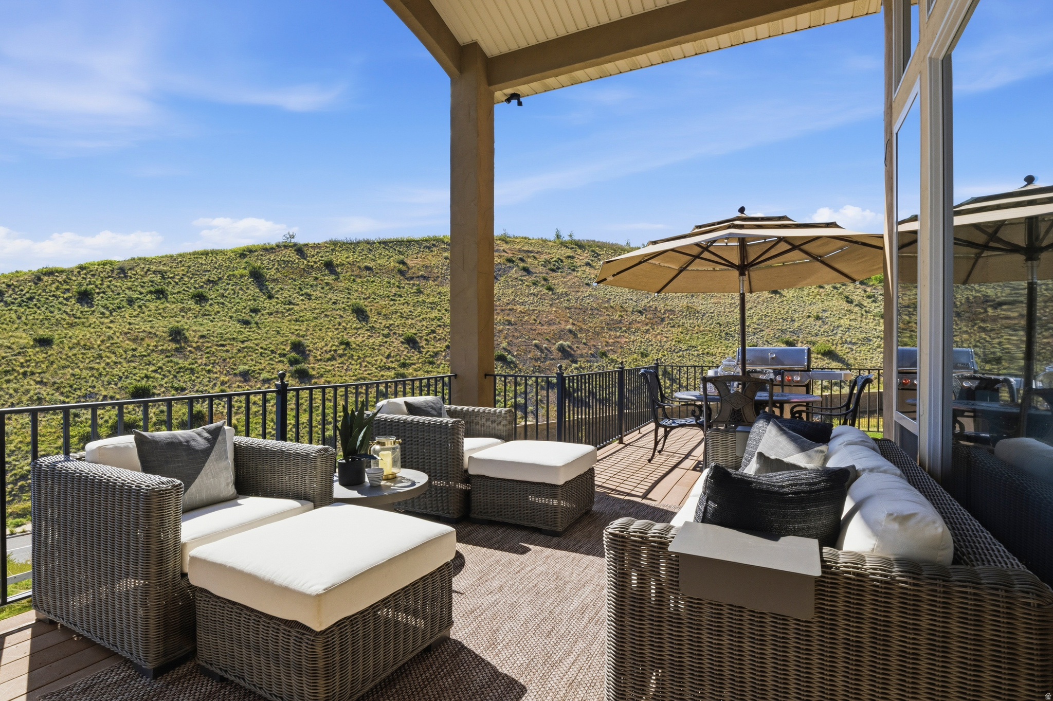 MAPLE HOLLOW NO 7 AT SUNCREST - Residential
