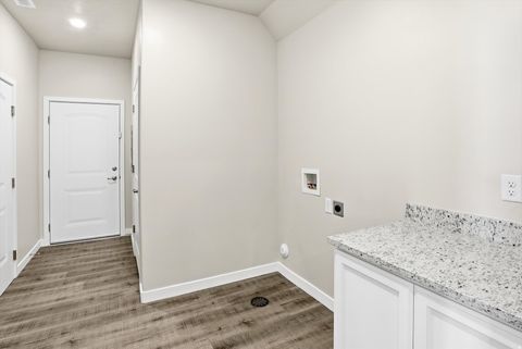 Tiny photo for 1838 W 300 S #B, Mapleton, UT 84664 (MLS # 2156586)