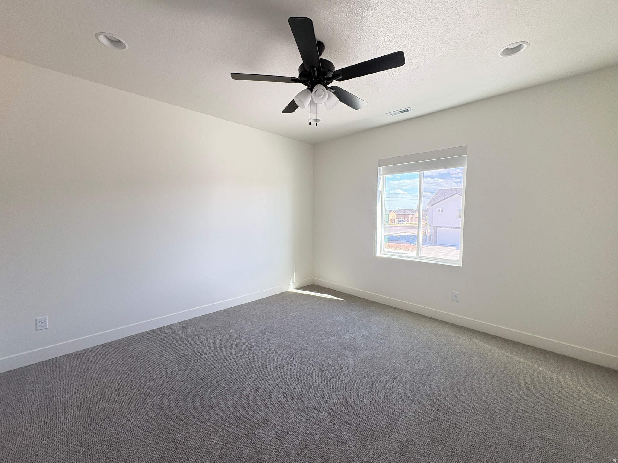 SALT GRASS - Residential