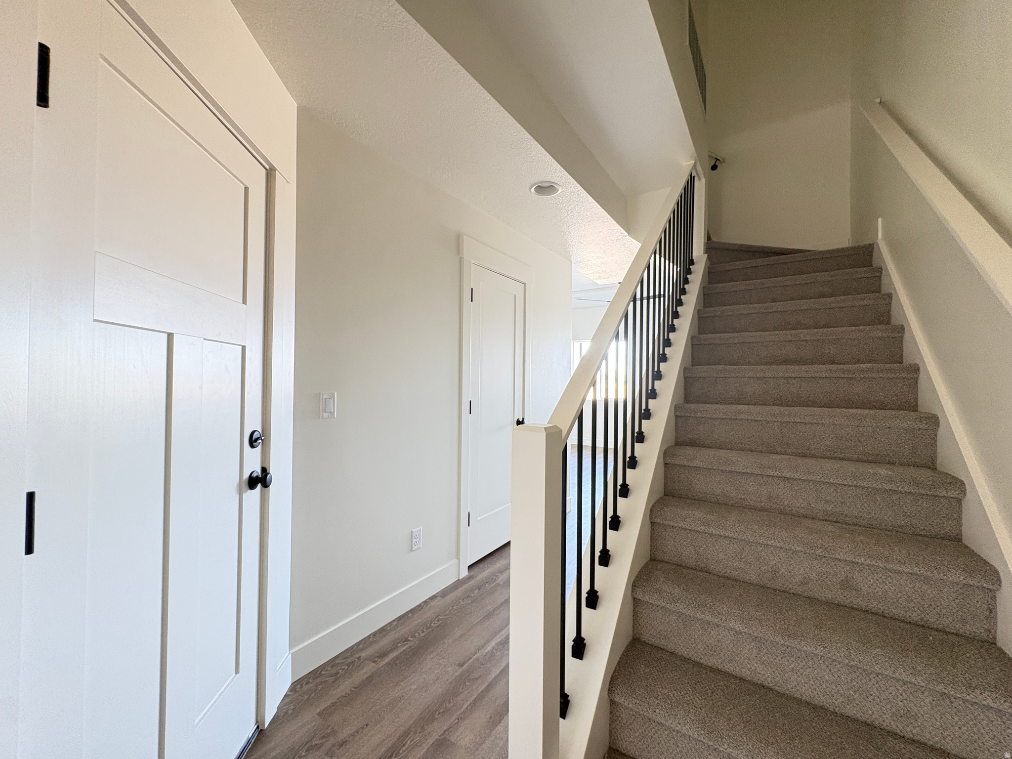 SALT GRASS - Residential