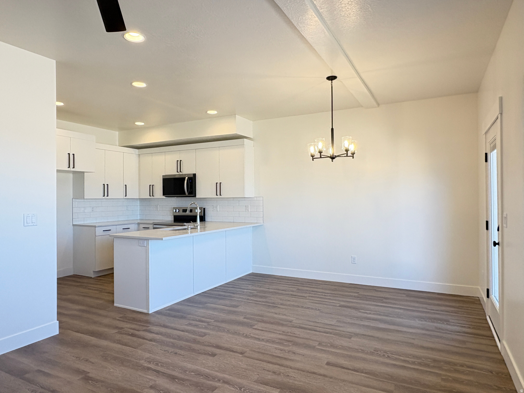 SALT GRASS - Residential