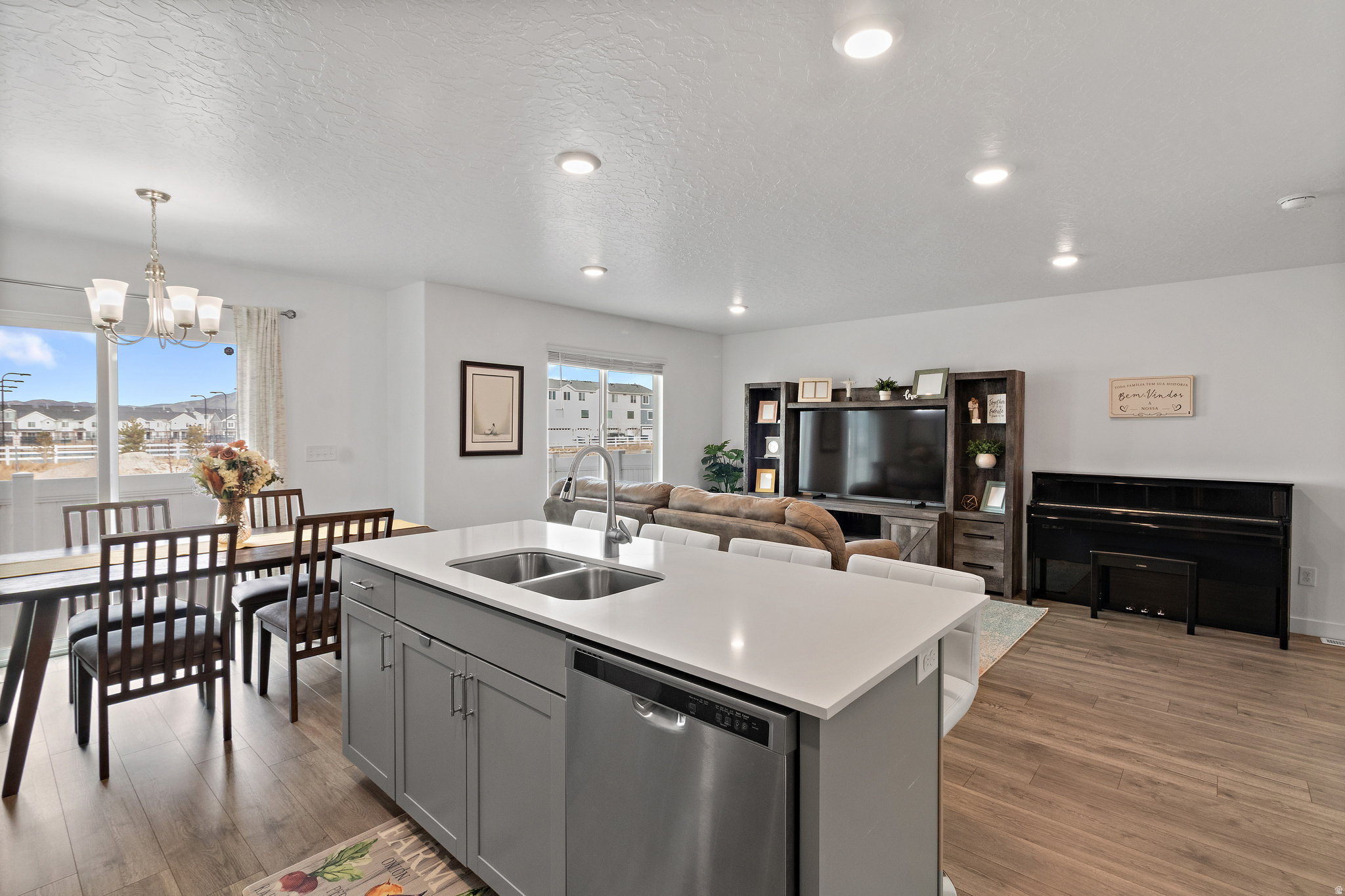 NORTHSHORE - Residential