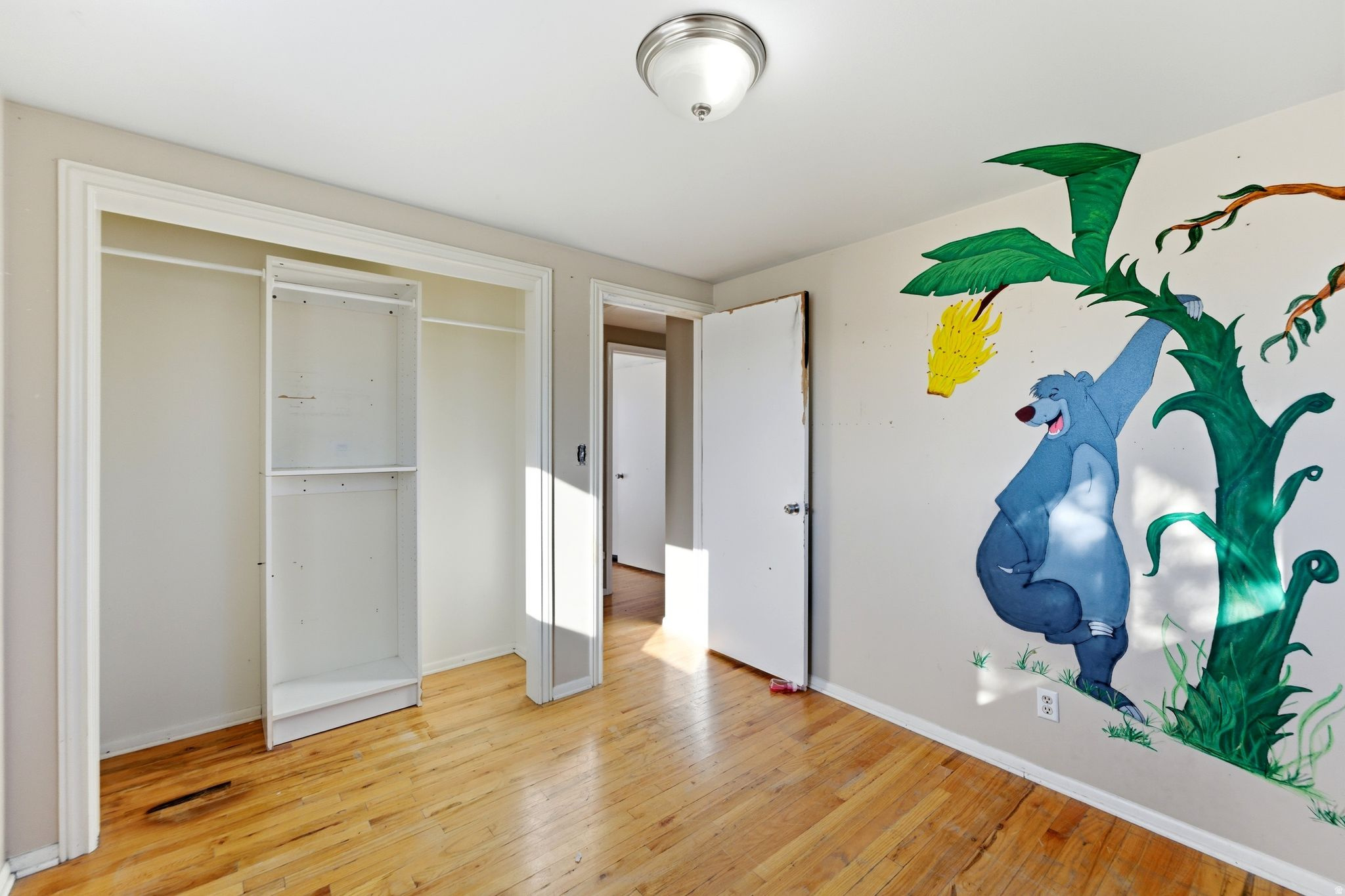 GOLDEN ACRES - Residential