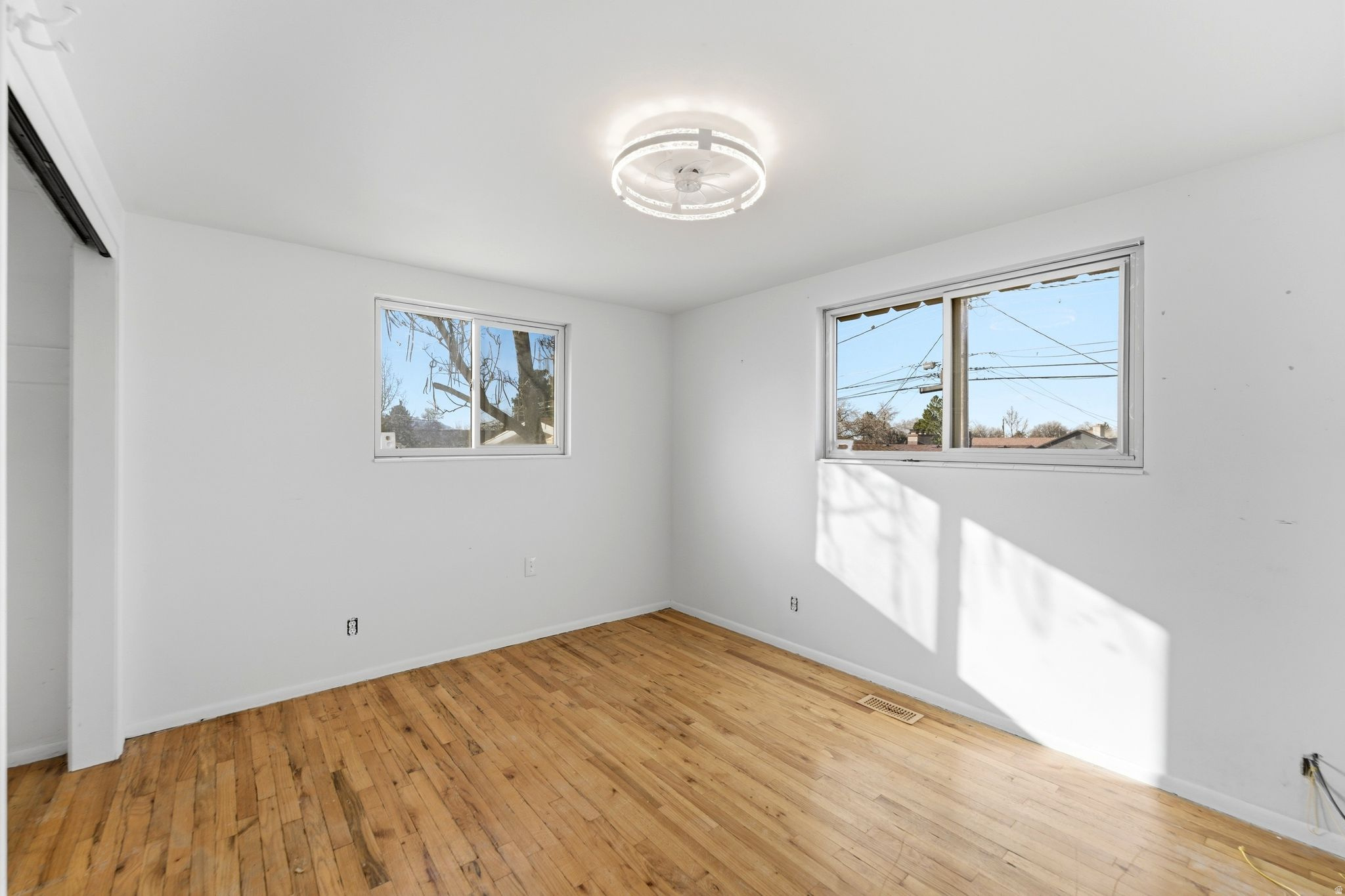 GOLDEN ACRES - Residential