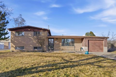 Photo of 195 E 7060 S, Midvale, UT 84047 (MLS # 2140243)