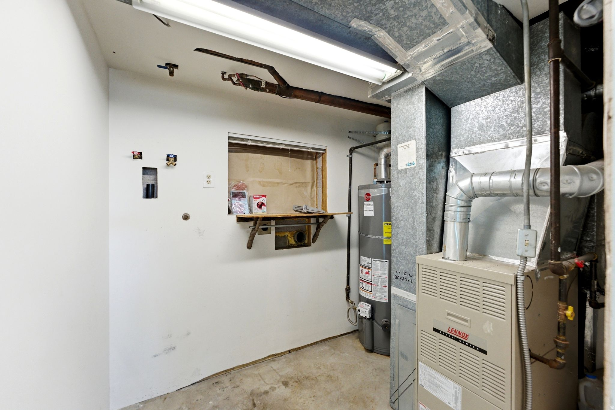 GOLDEN ACRES - Residential