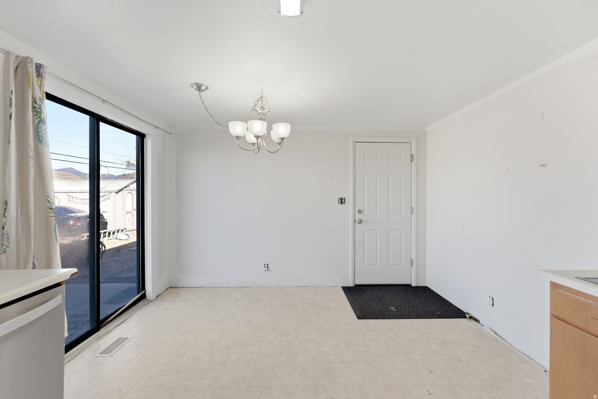 GOLDEN ACRES - Residential