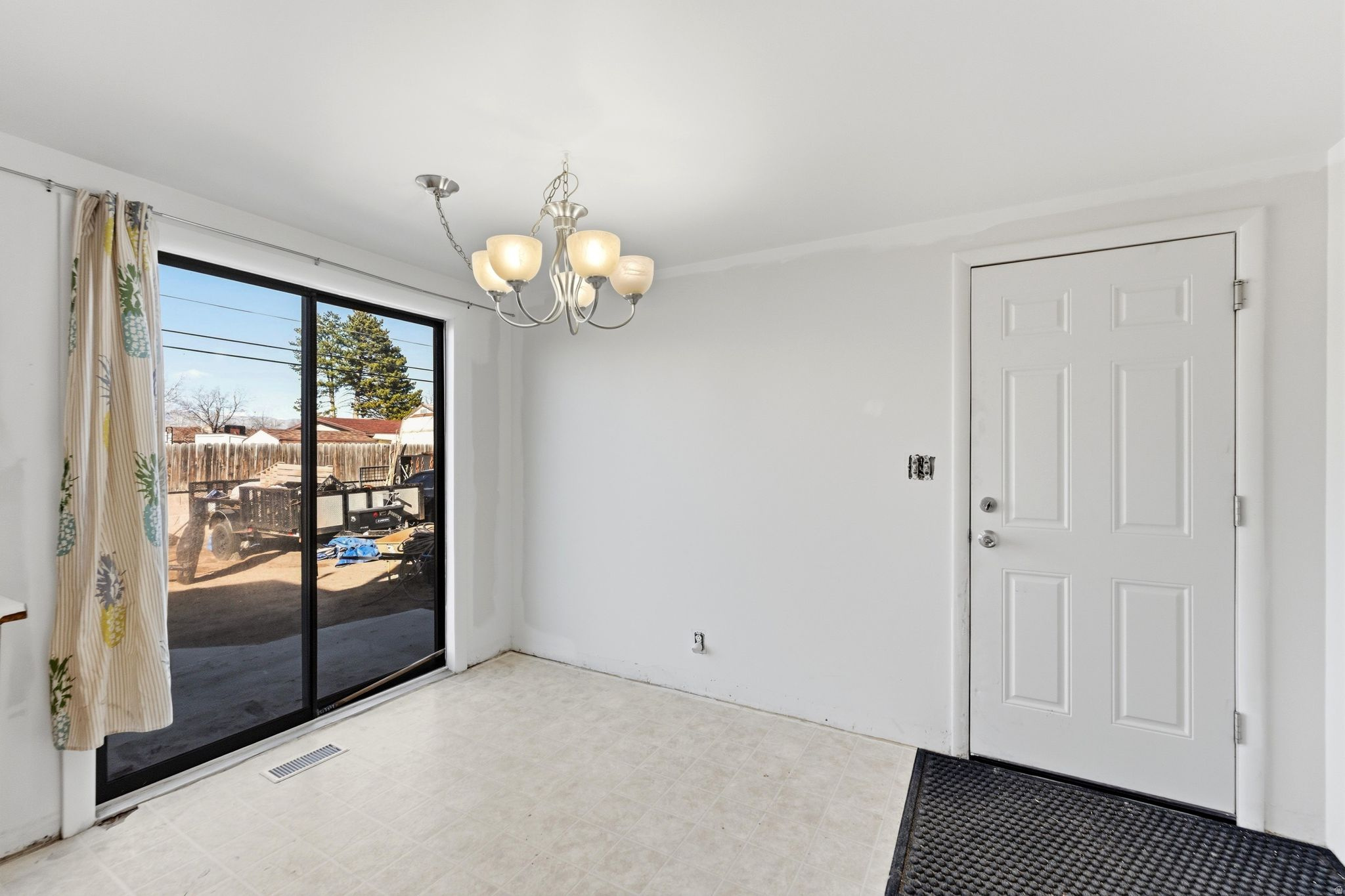 GOLDEN ACRES - Residential