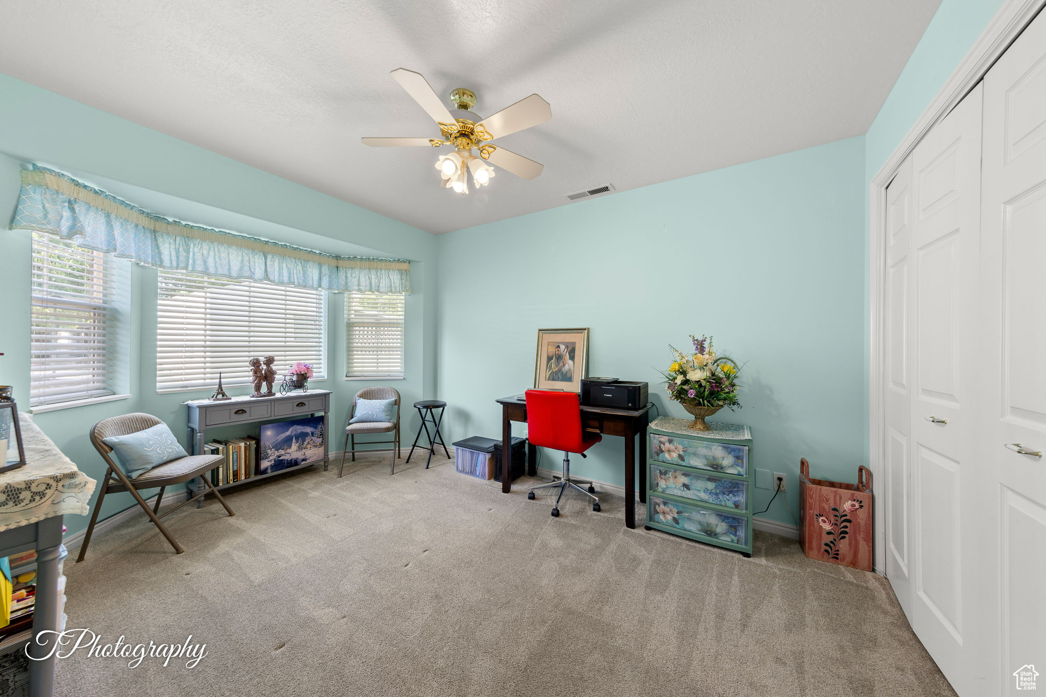 KINGS ROW EST - Residential