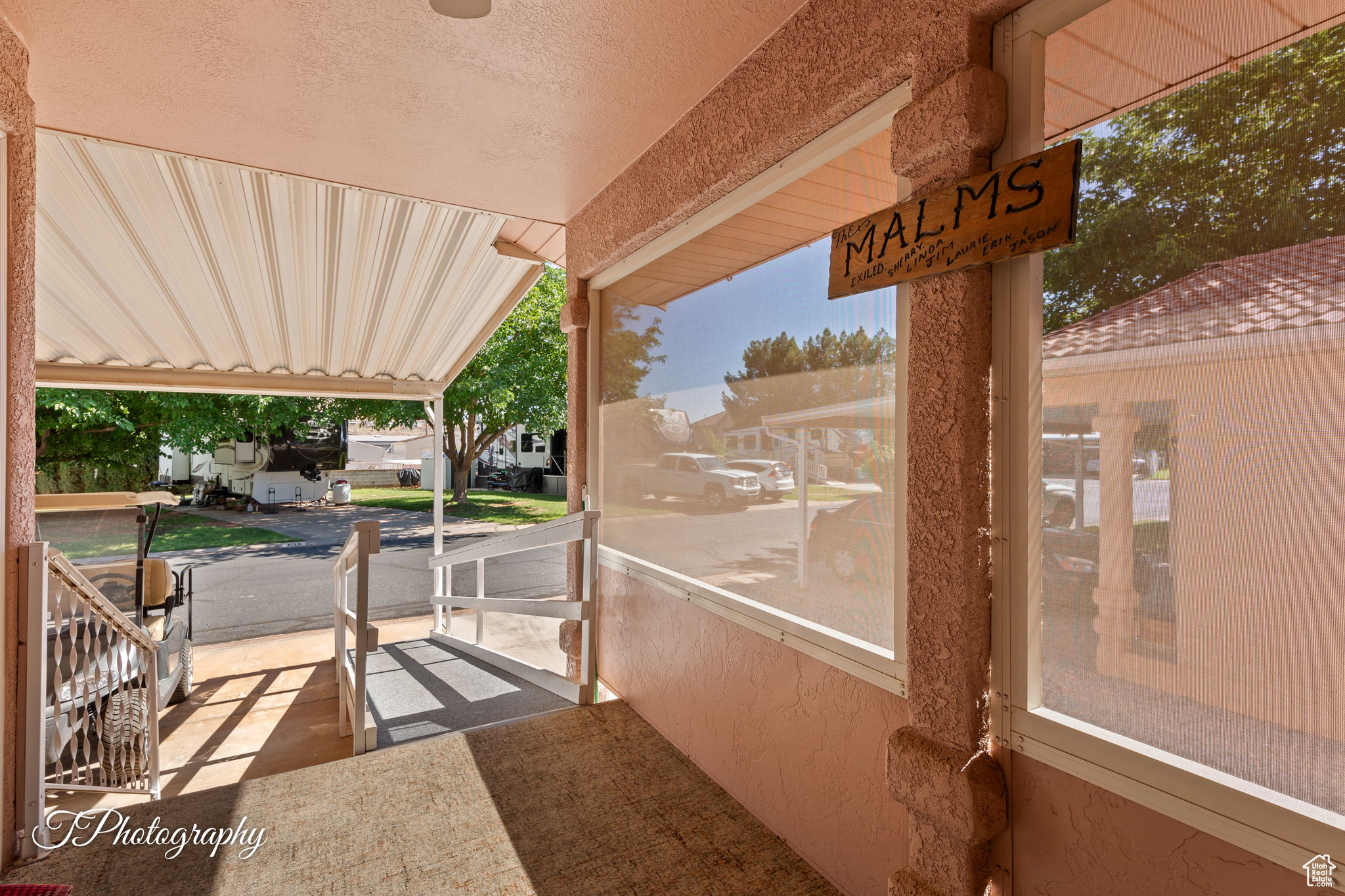 KINGS ROW EST - Residential