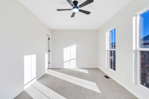 Tiny photo for 4778 S HUNTLY DR, Murray, UT 84107 (MLS # 2137203)