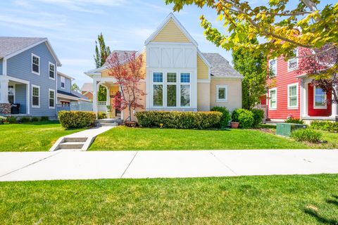 Tiny photo for 10388 S SPLIT ROCK DR W, South Jordan, UT 84095 (MLS # 2156580)
