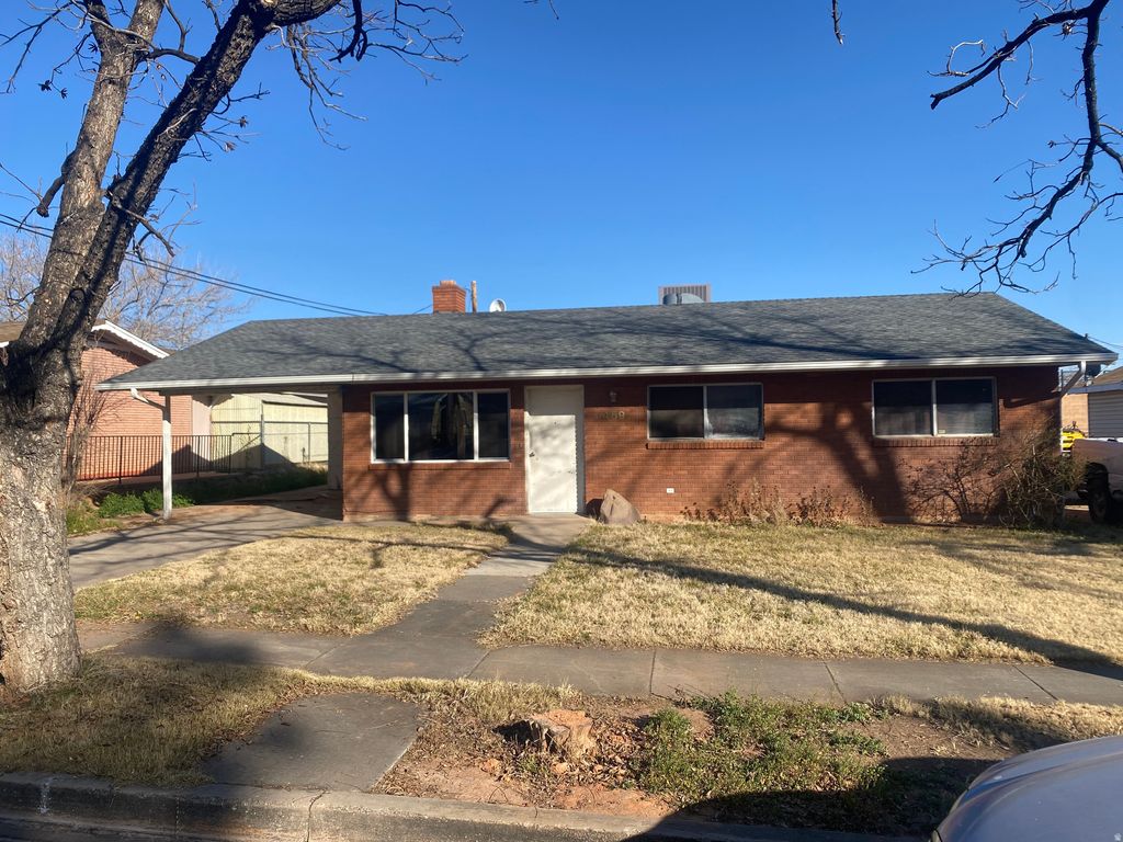 Photo of 459 S 500 E, Saint George, UT 84770 (MLS # 2136622)