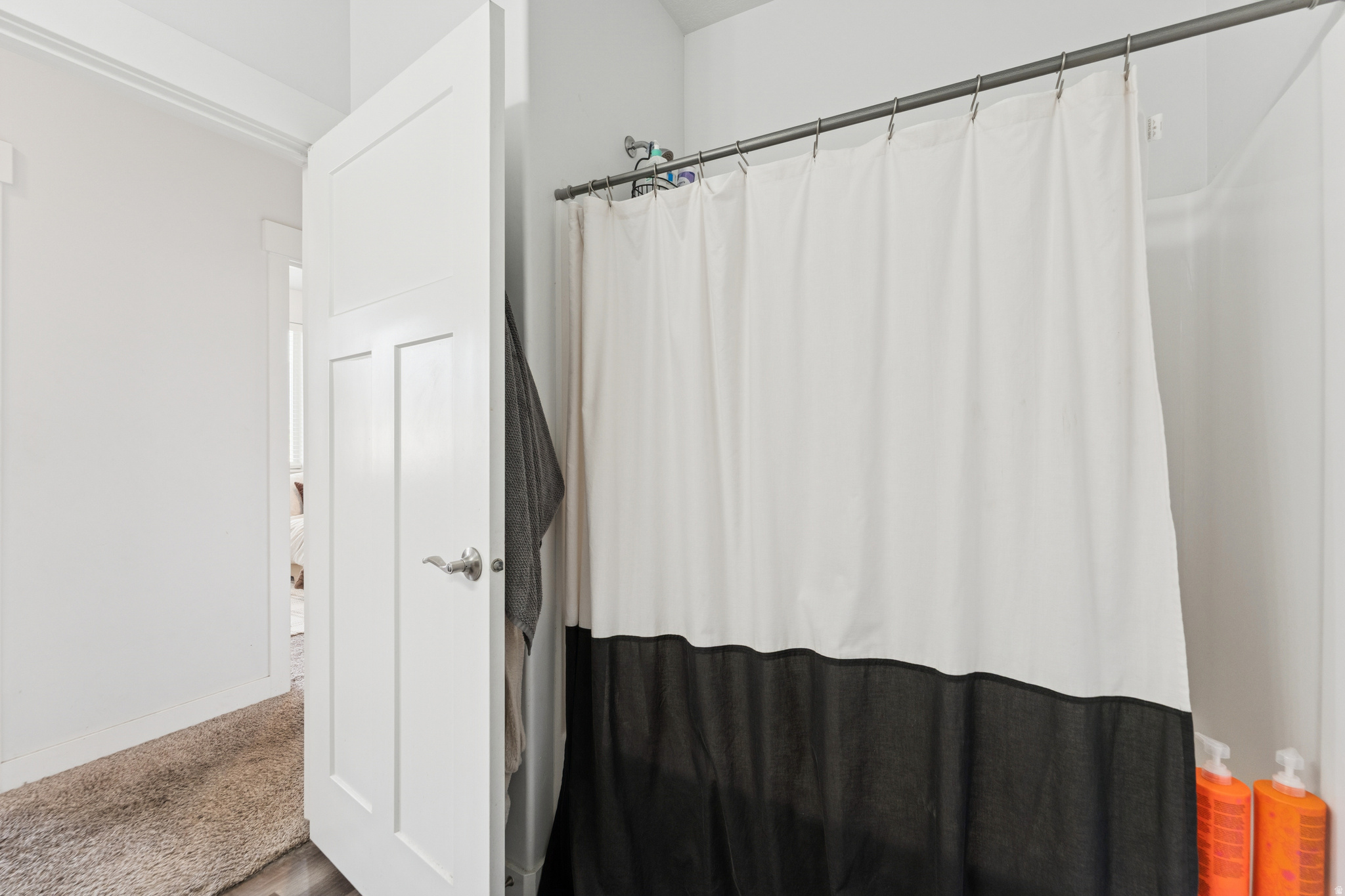 LAKE FRONT - Residential