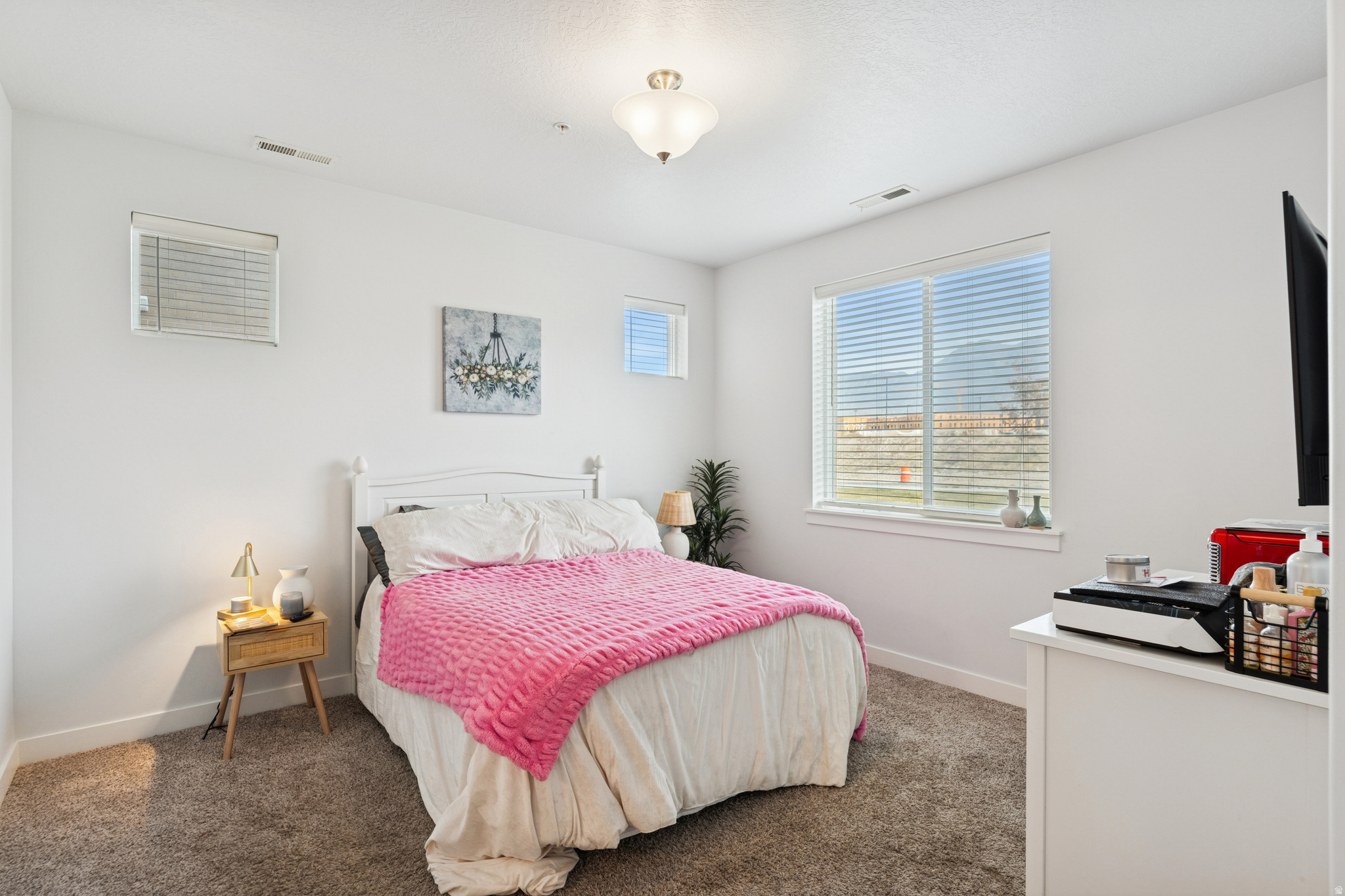 LAKE FRONT - Residential