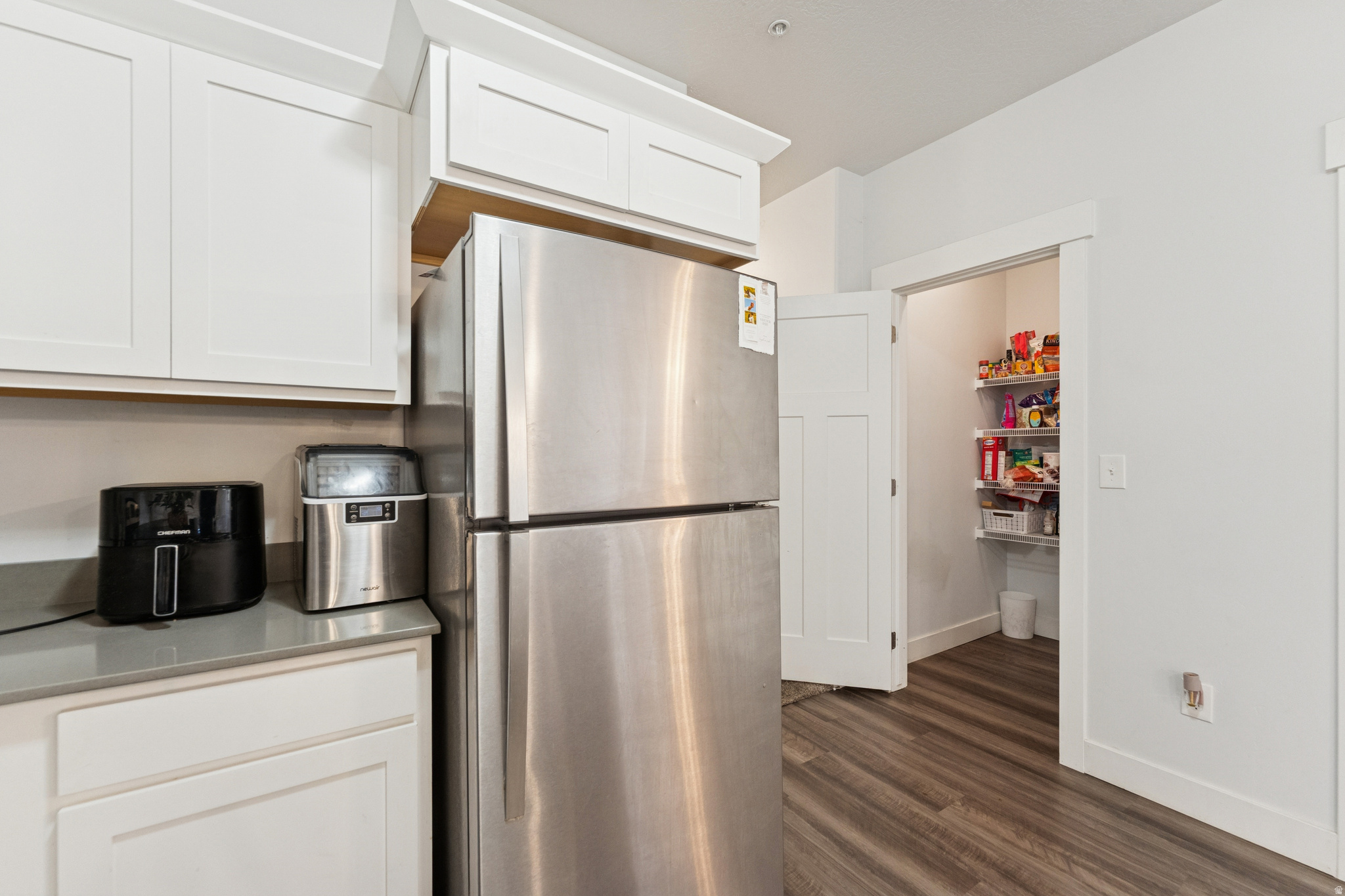 LAKE FRONT - Residential