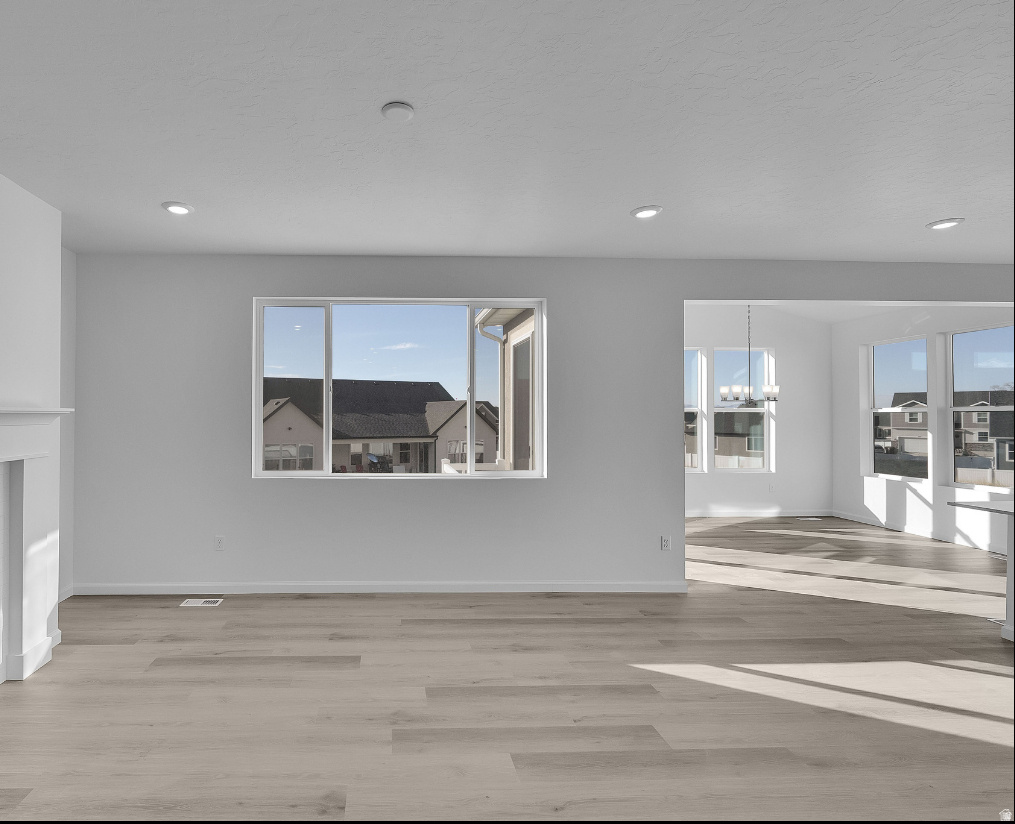 TAYLOR LANDING - Residential