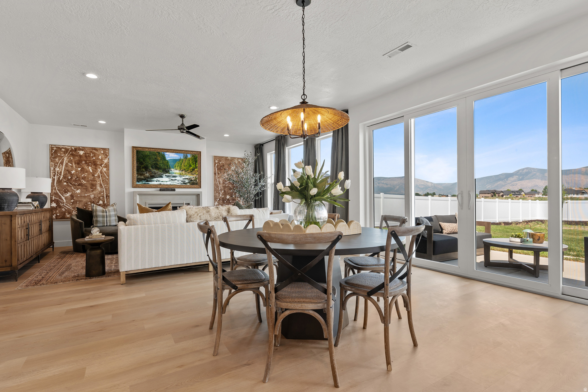 BRISTOL FARMS - Residential