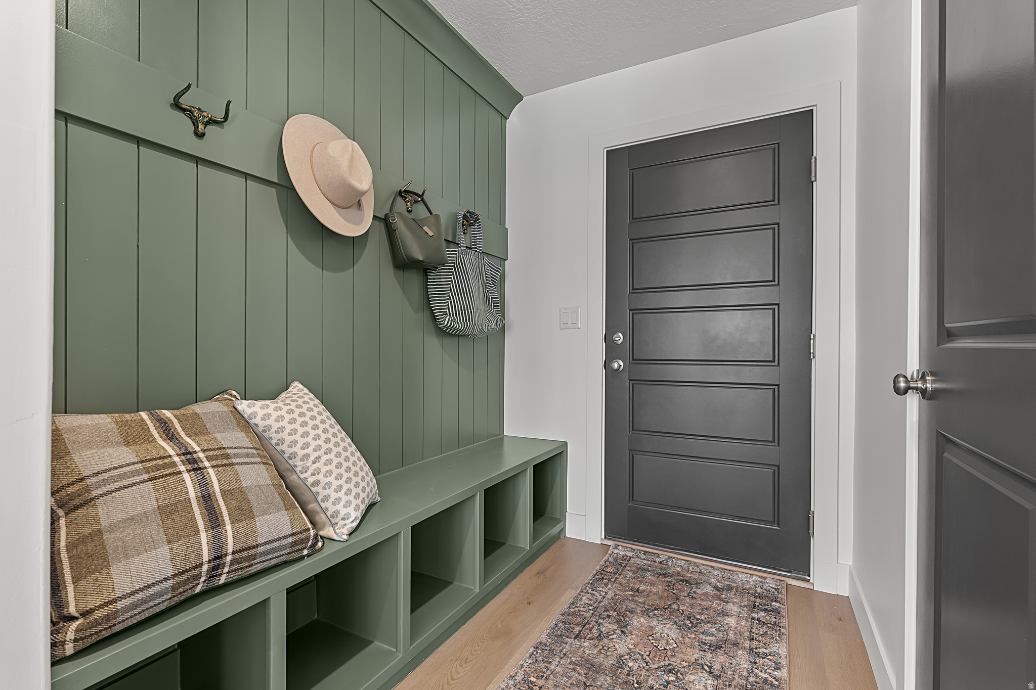 BRISTOL FARMS - Residential