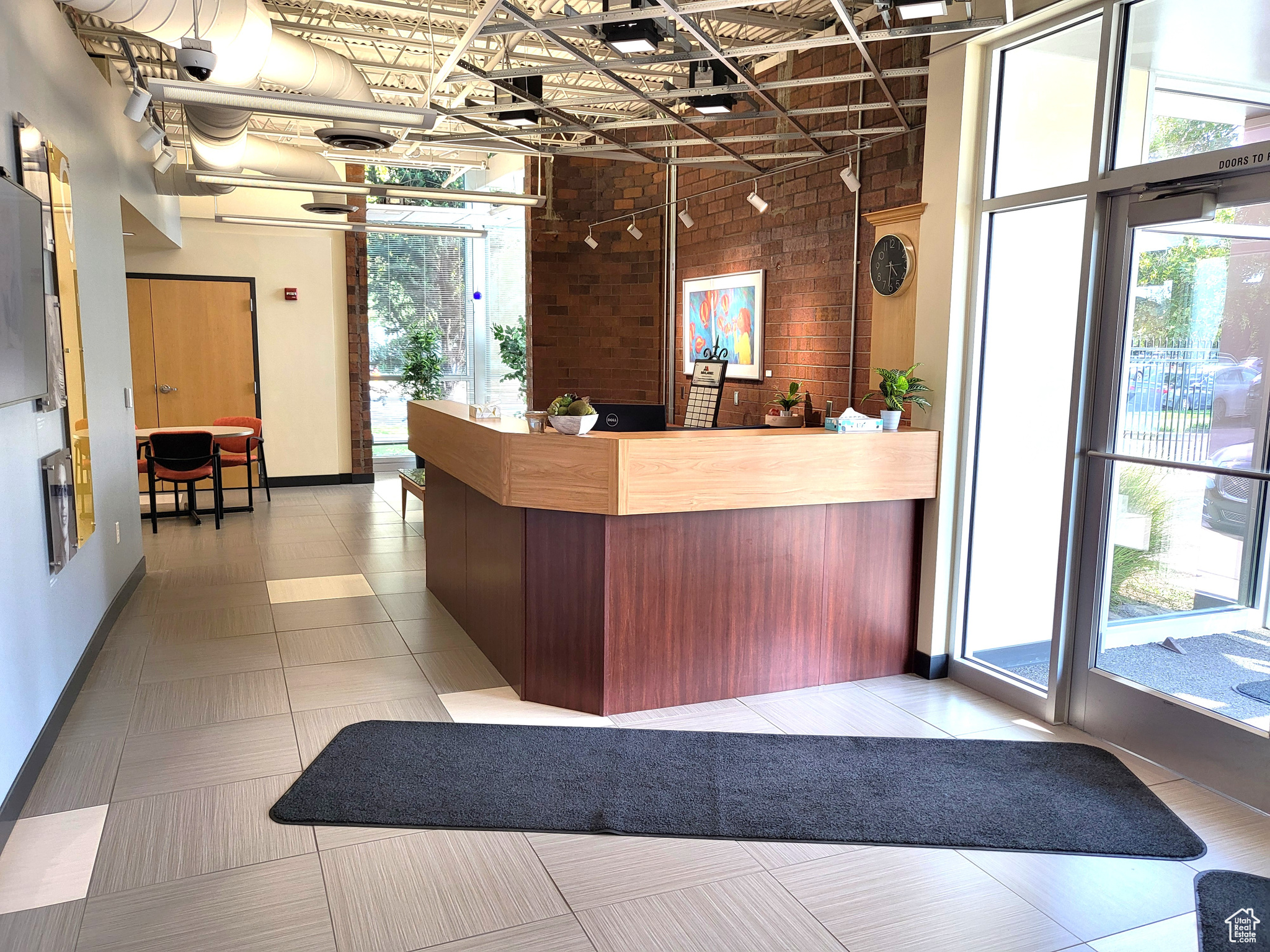 PLAT A - Commercial Sale