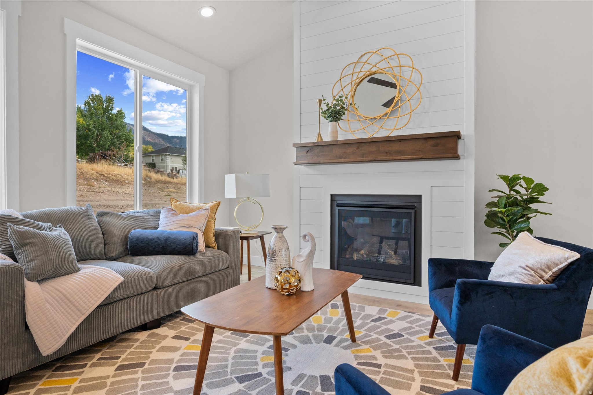 MOUNTAIN GATE SUBDVISION - Residential