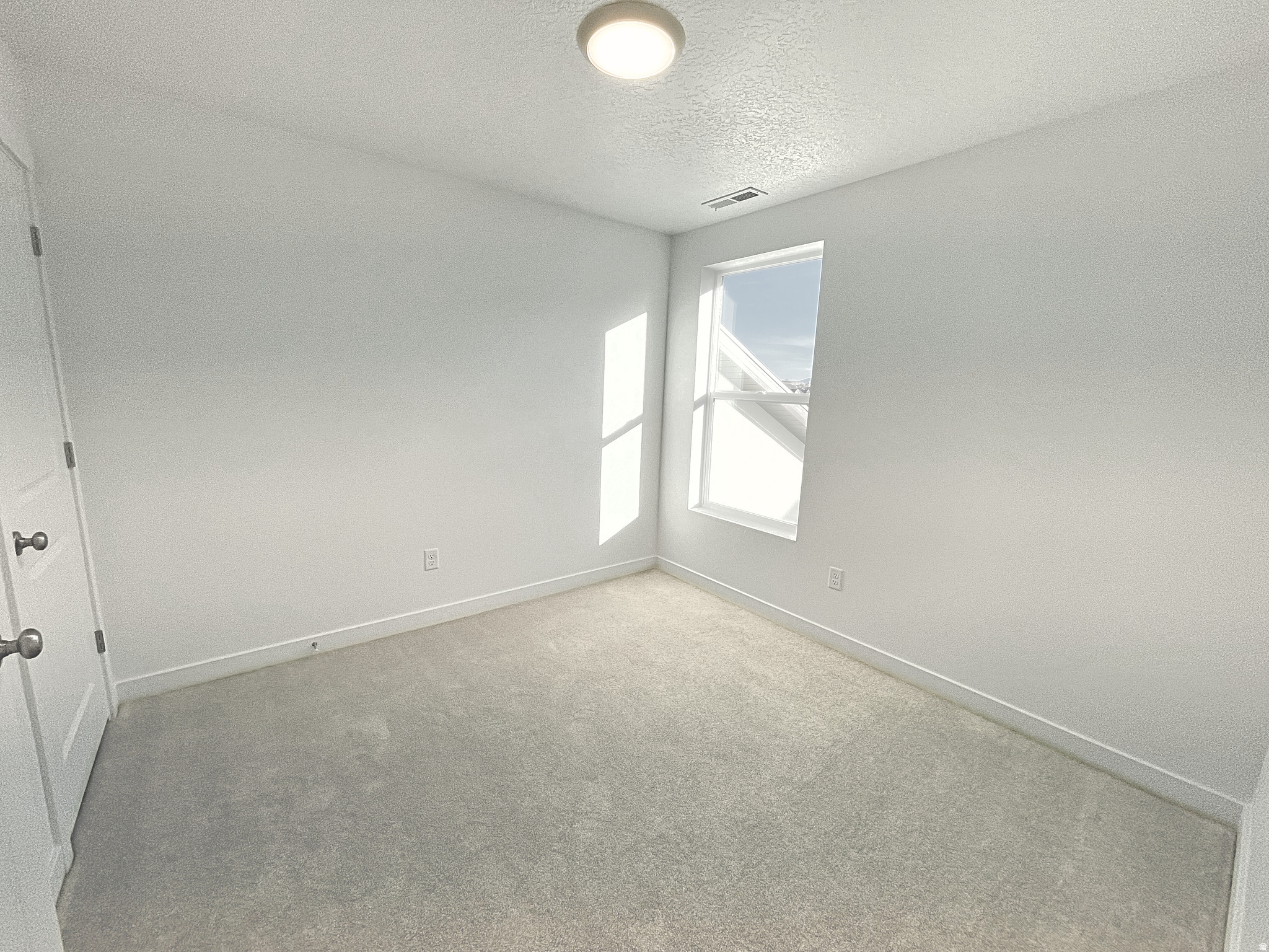 BEACON POINTE - Residential