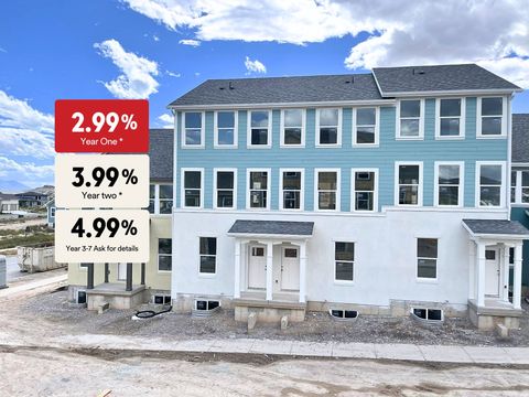 Photo of 889 S MATHILDA DR #251, Saratoga Springs, UT 84045 (MLS # 2123910)