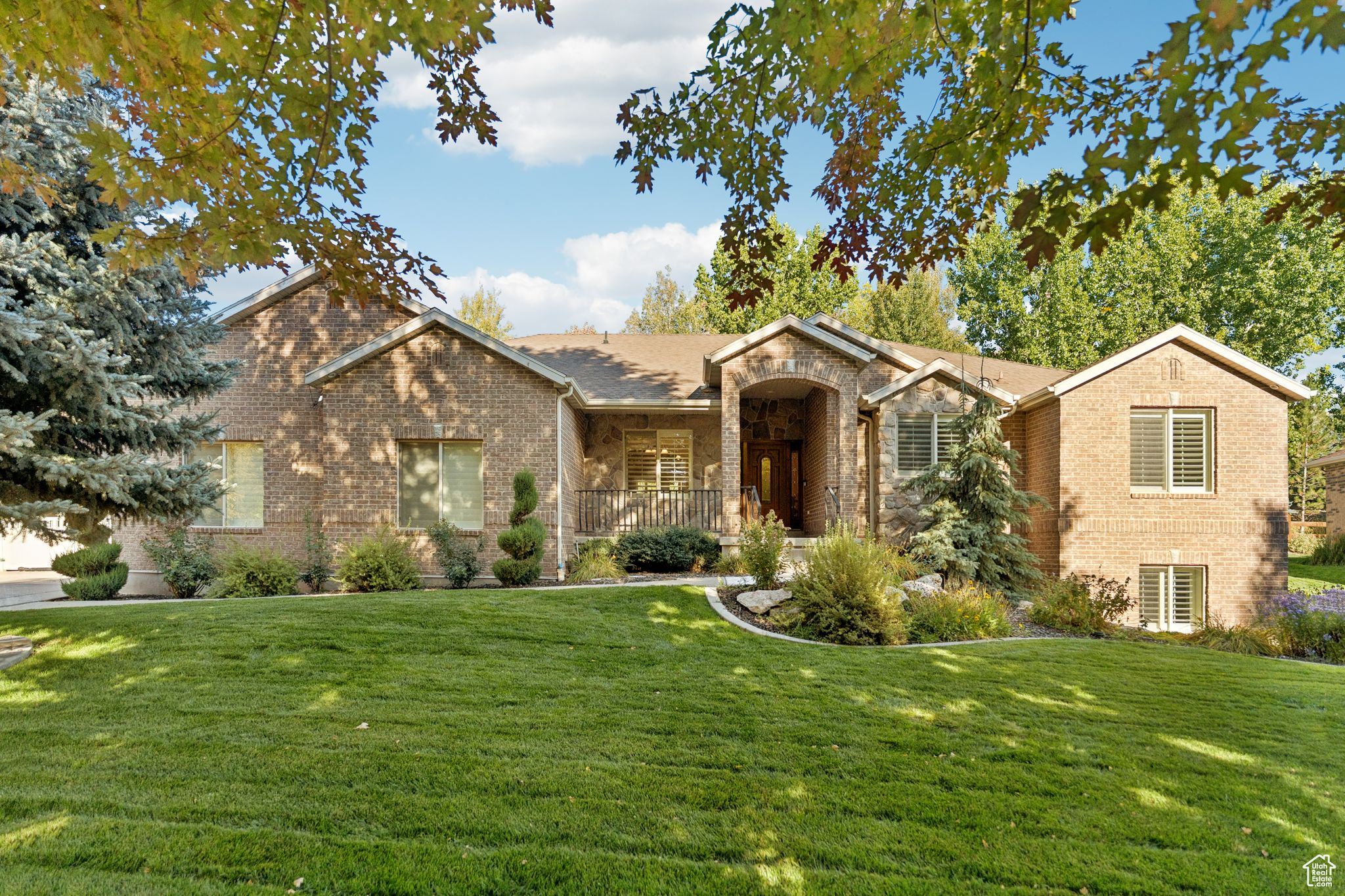 COTTONWOODS PHASE 1 - Residential
