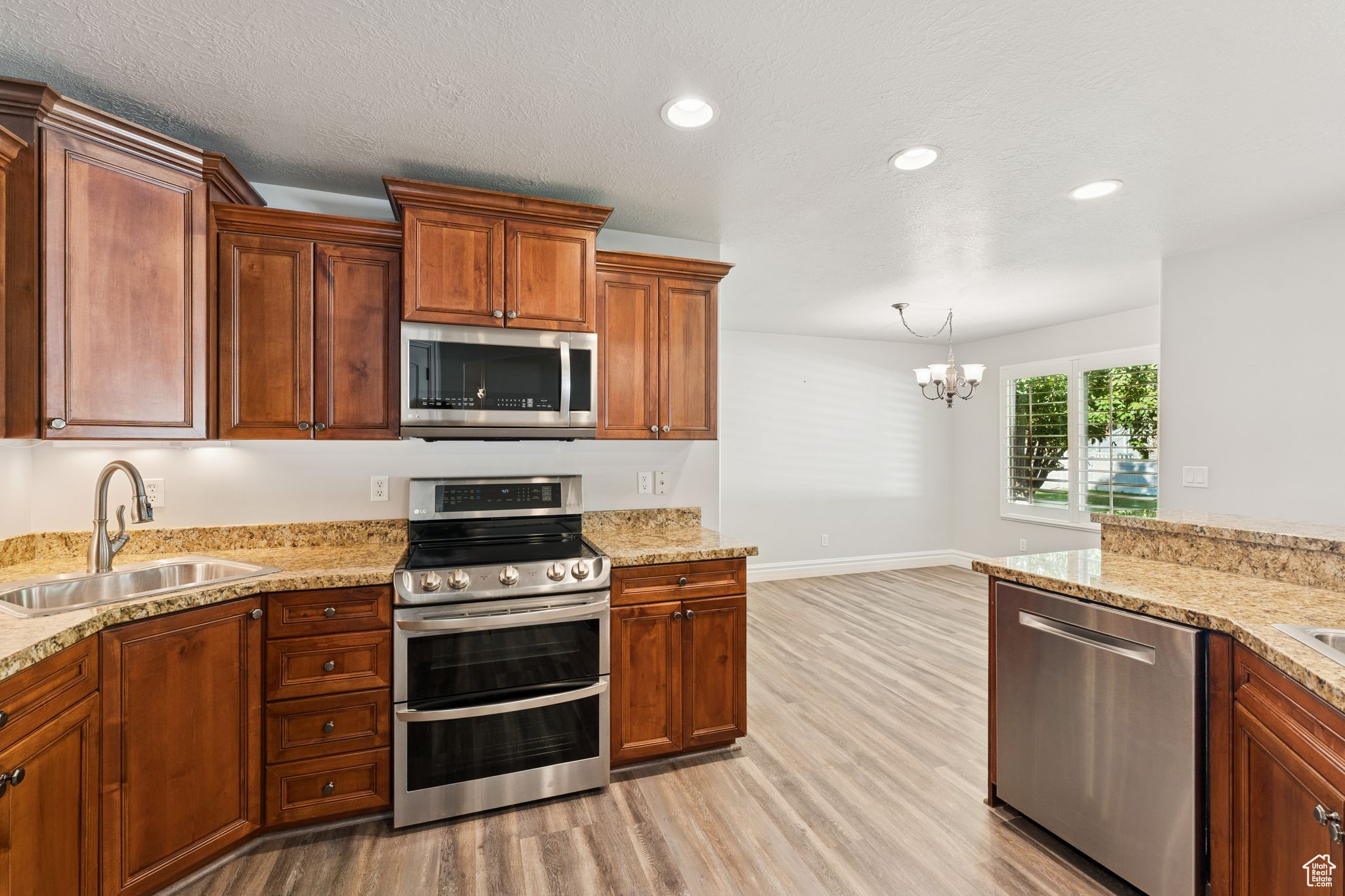 COTTONWOODS PHASE 1 - Residential