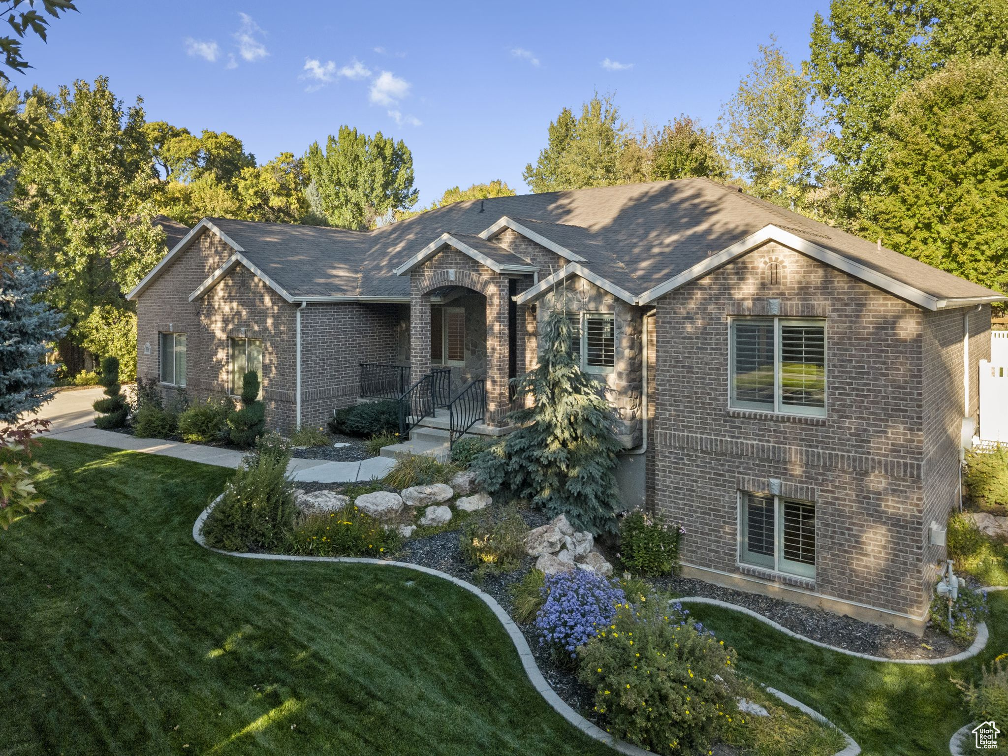COTTONWOODS PHASE 1 - Residential