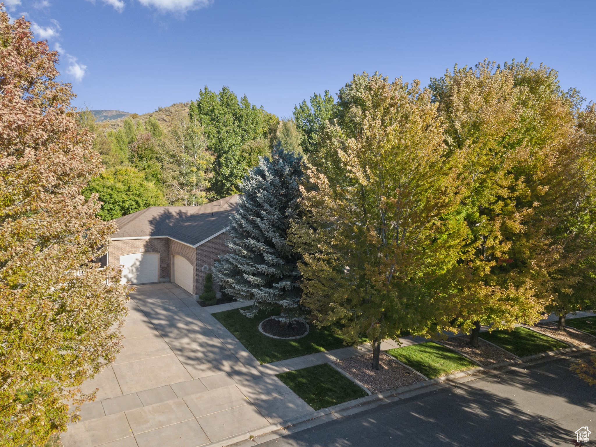 COTTONWOODS PHASE 1 - Residential