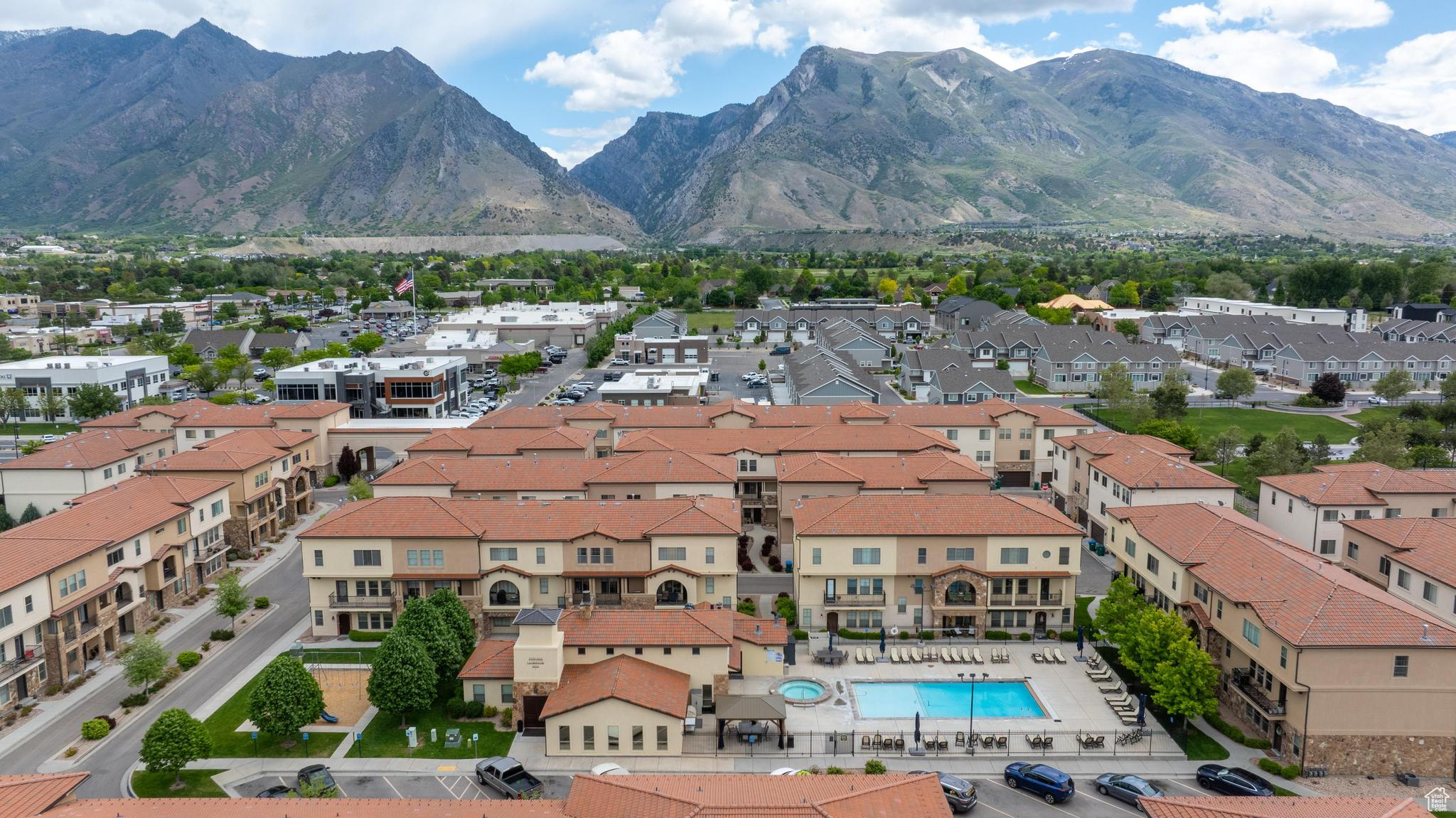 TOSCANA AT HIGHLAND - Residential
