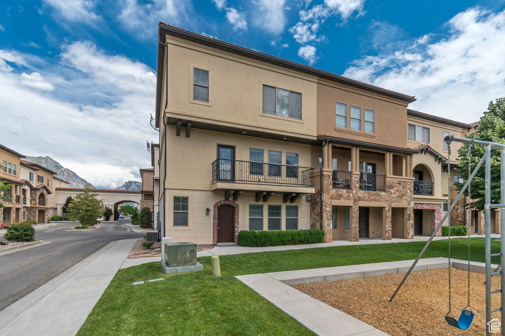 TOSCANA AT HIGHLAND - Residential