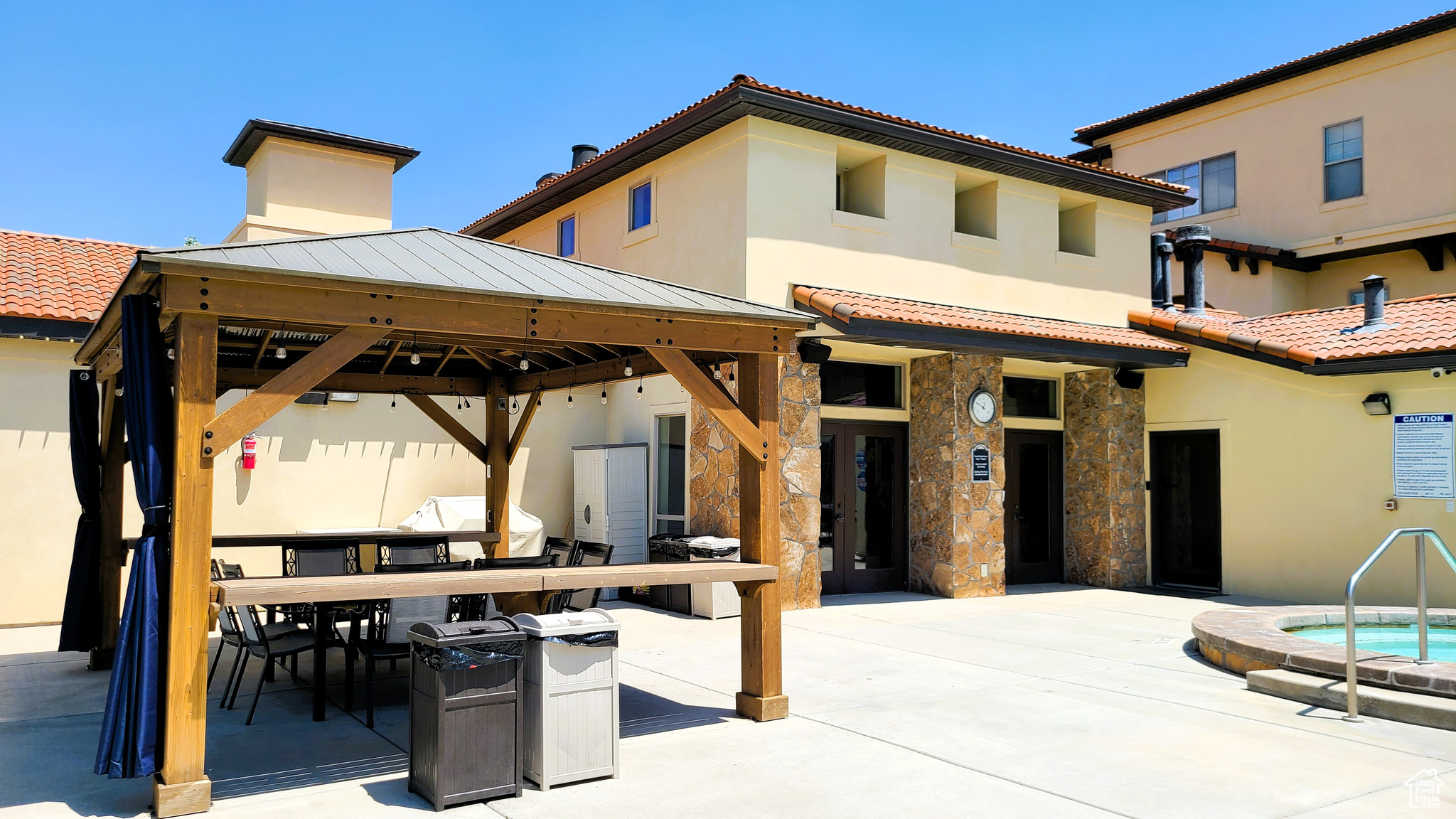 TOSCANA AT HIGHLAND - Residential
