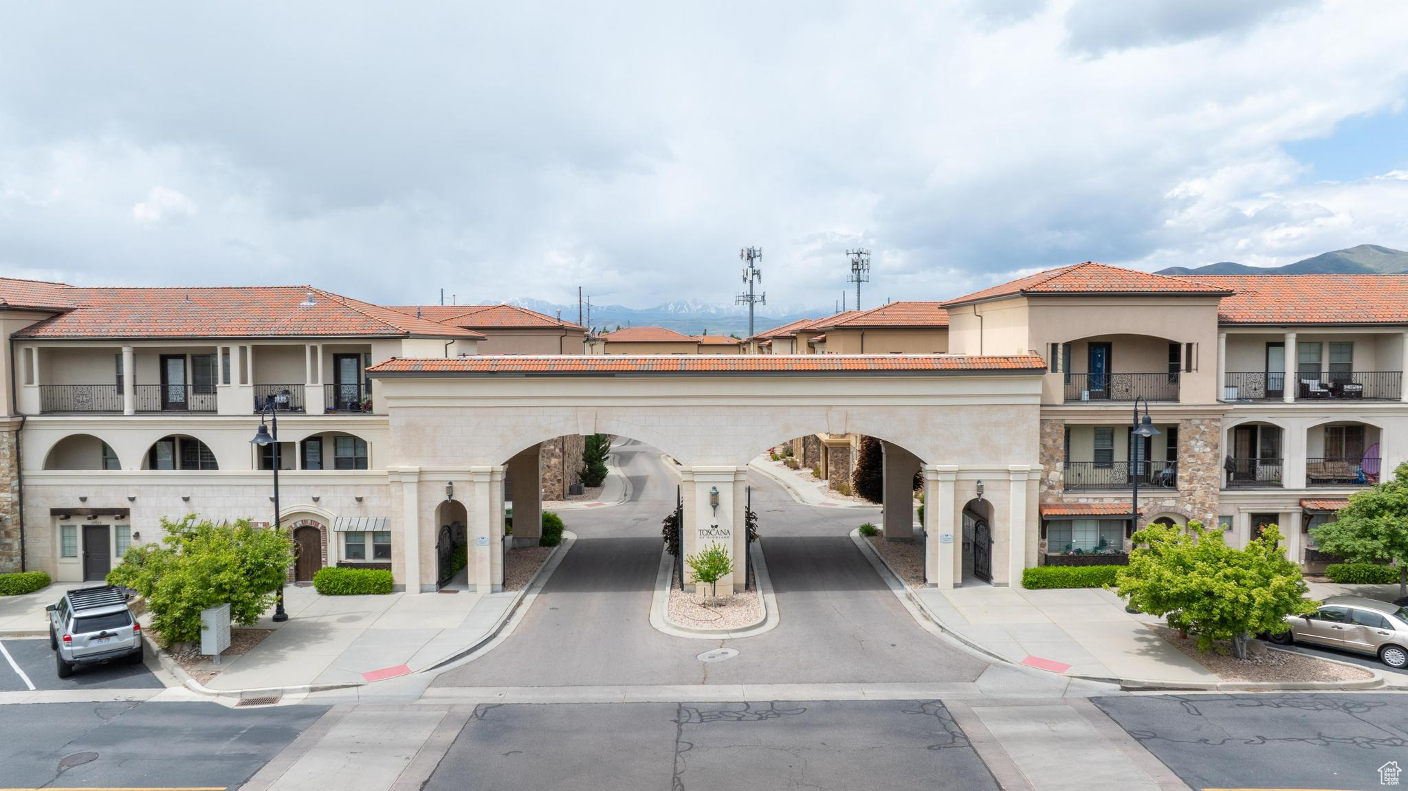 TOSCANA AT HIGHLAND - Residential