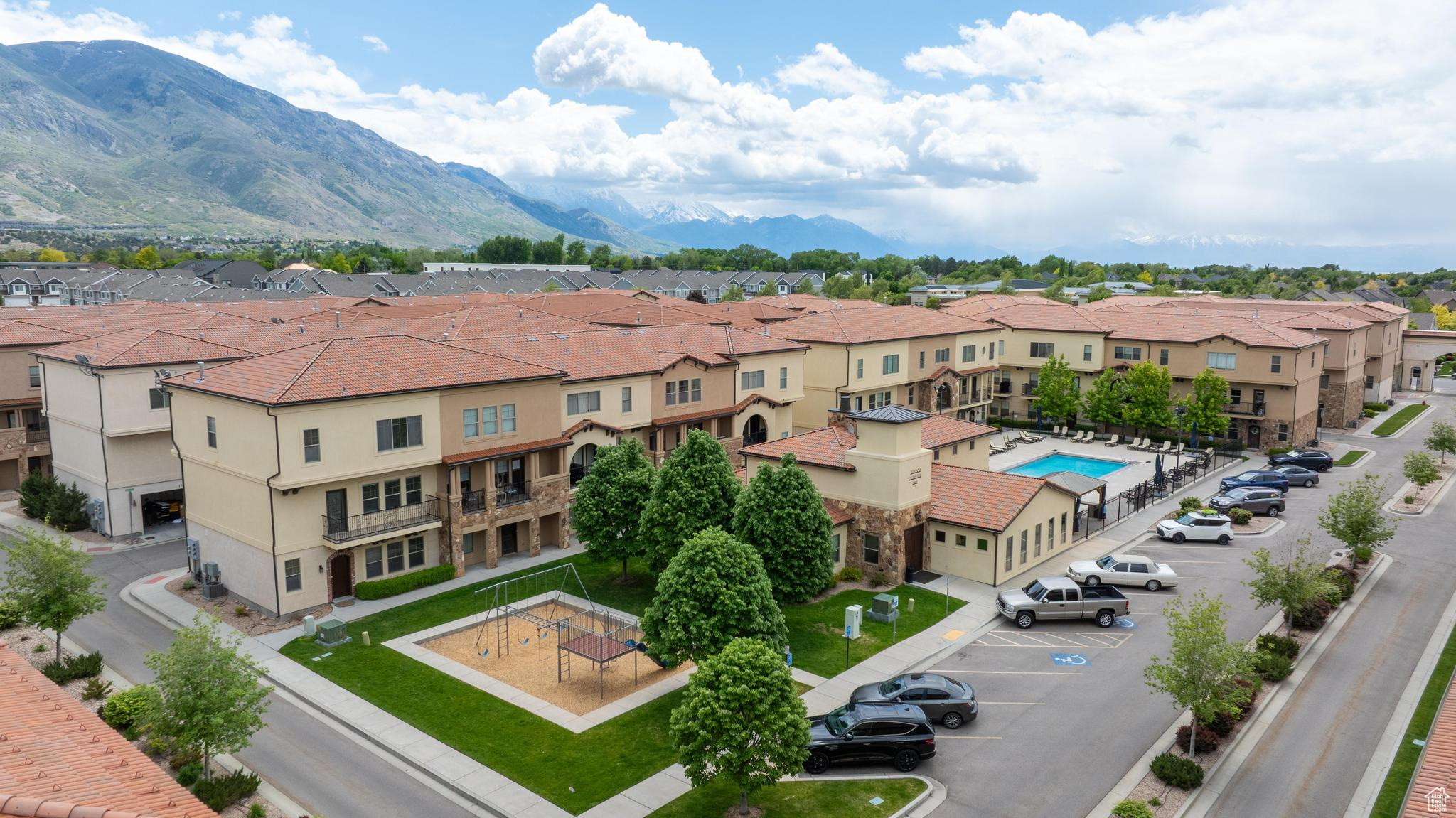 TOSCANA AT HIGHLAND - Residential