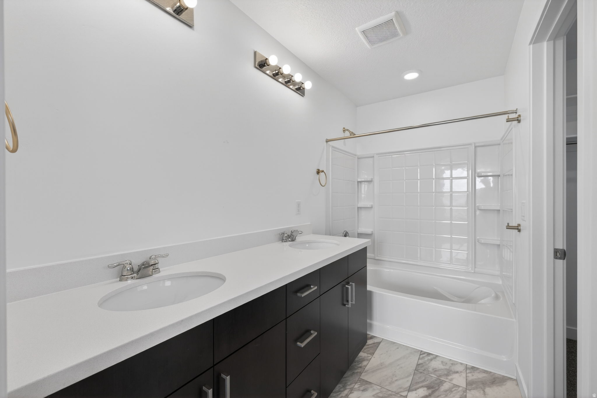 JOSHUA TREE - Residential