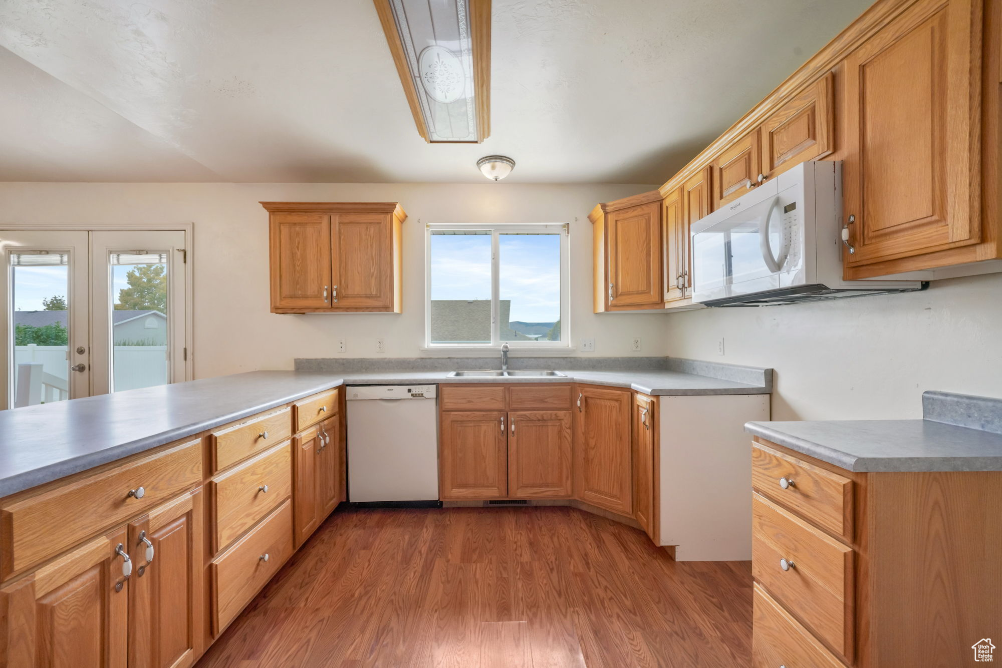 HUNTERS MEADOW SUBD - Residential
