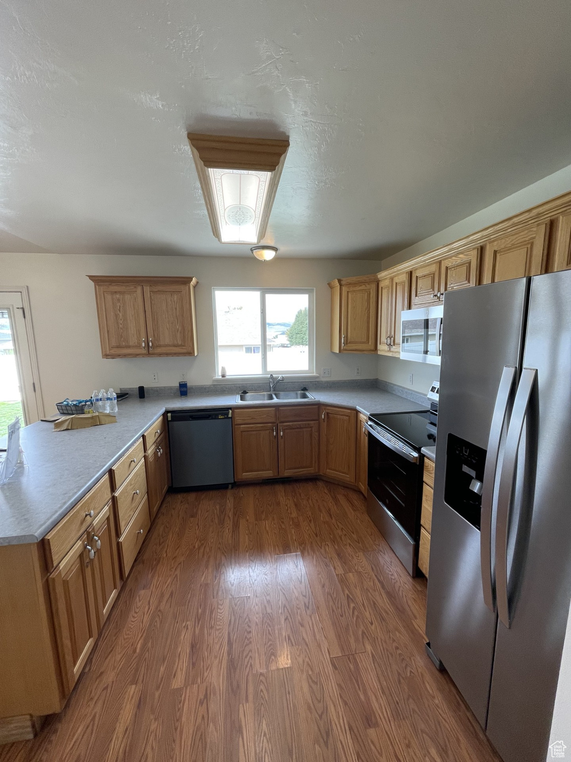 HUNTERS MEADOW SUBD - Residential