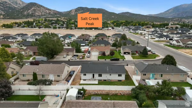 HUNTERS MEADOW SUBD - Residential