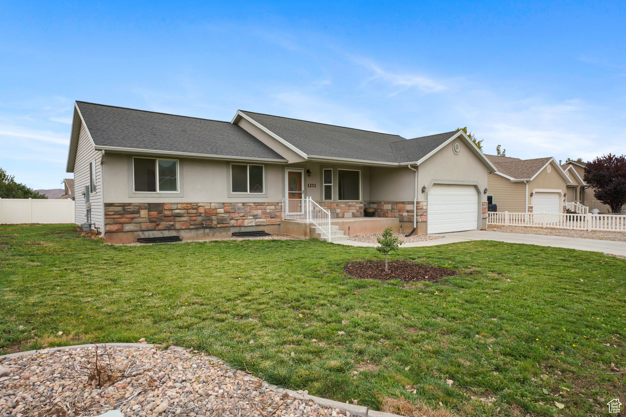 HUNTERS MEADOW SUBD - Residential