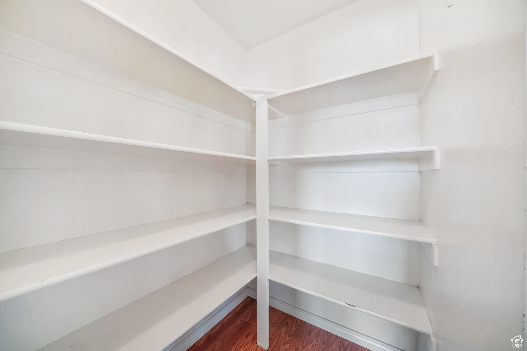 HUNTERS MEADOW SUBD - Residential