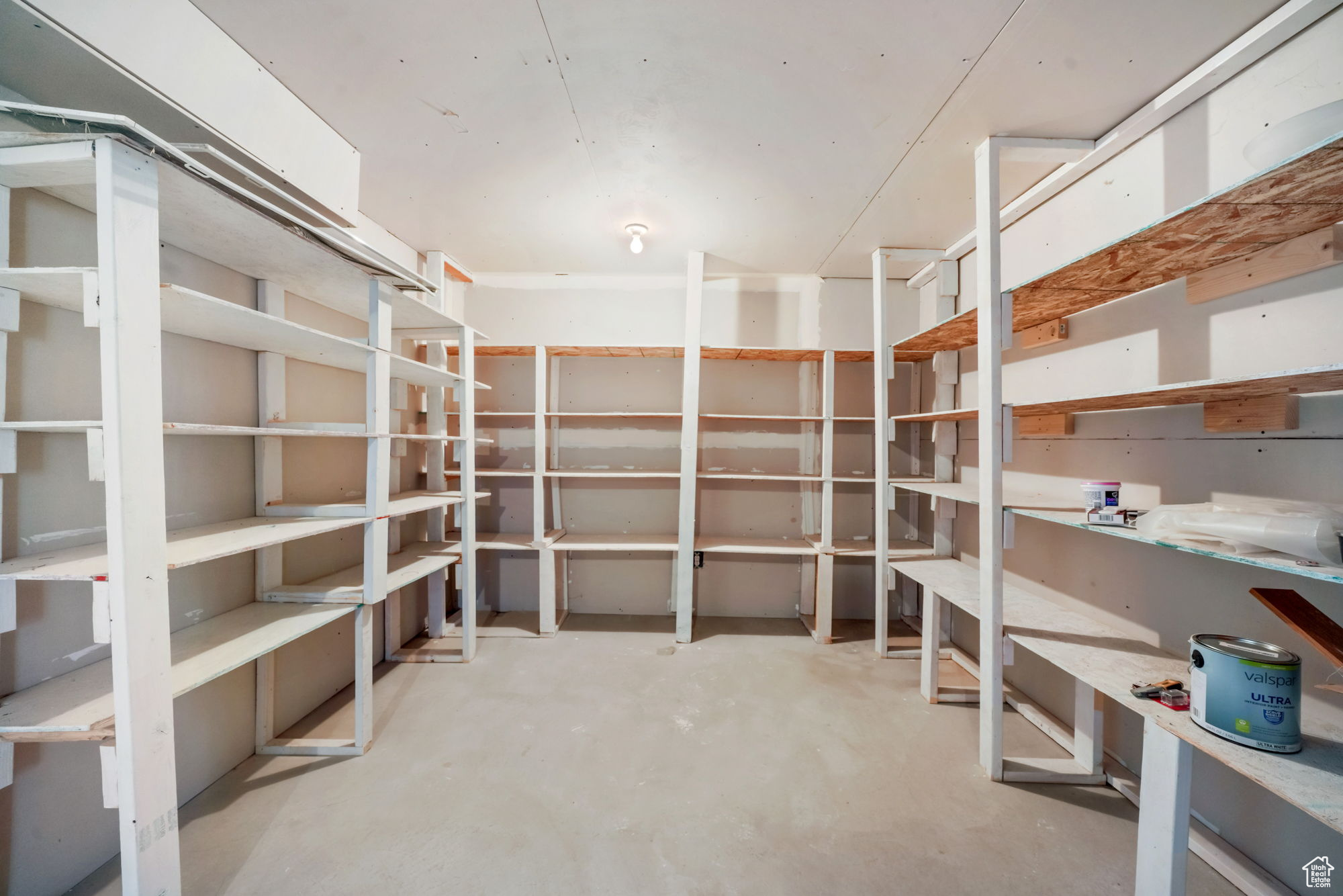 HUNTERS MEADOW SUBD - Residential