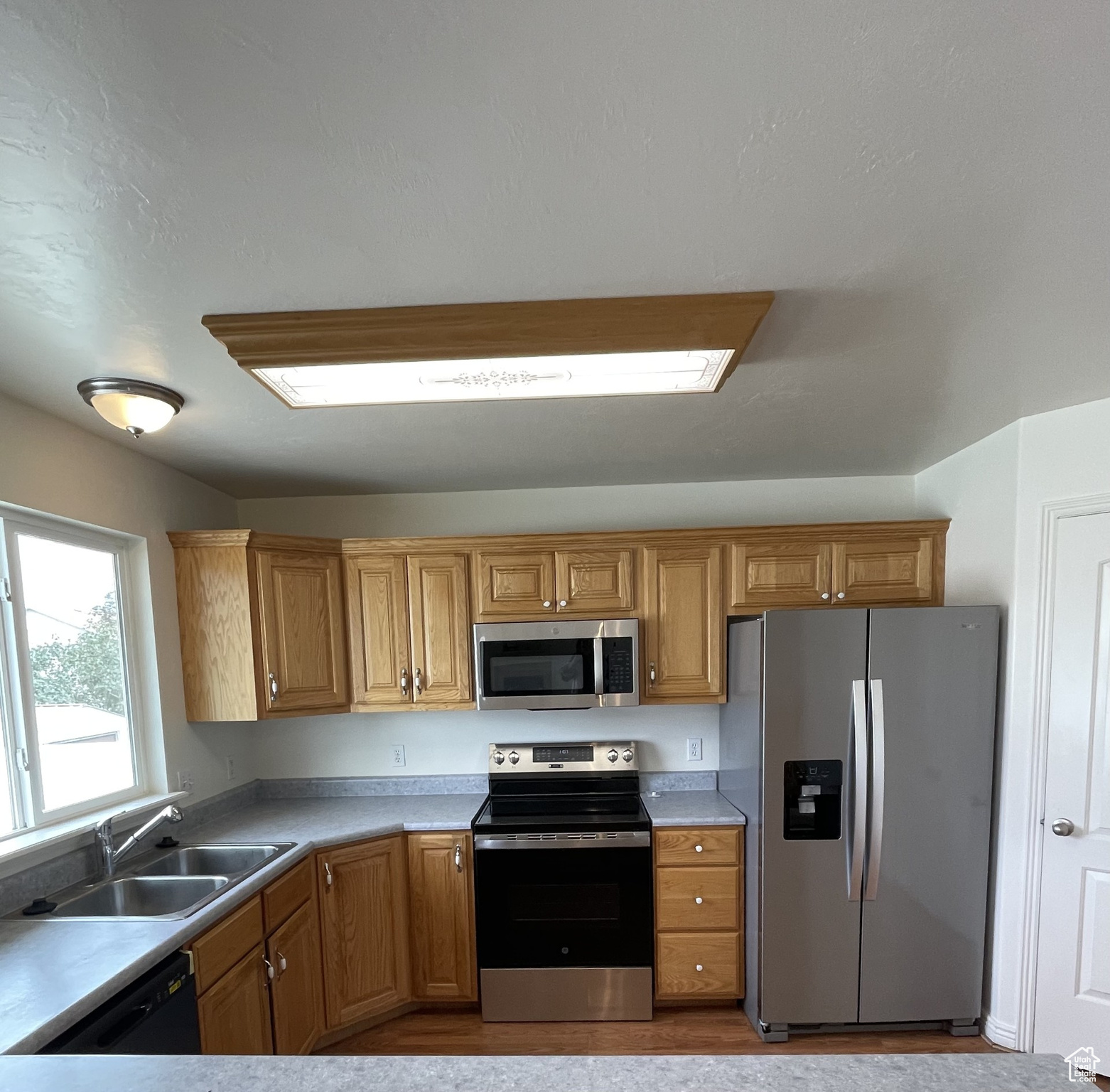 HUNTERS MEADOW SUBD - Residential