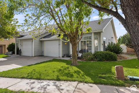 Photo of 6231 W 100 S, Hurricane, UT 84737 (MLS # 2190817)