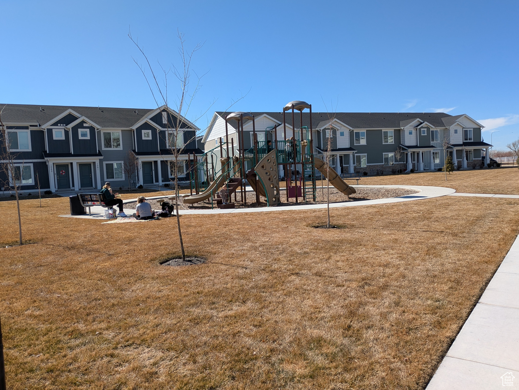 OSPREY TOWNHOMES - Residential