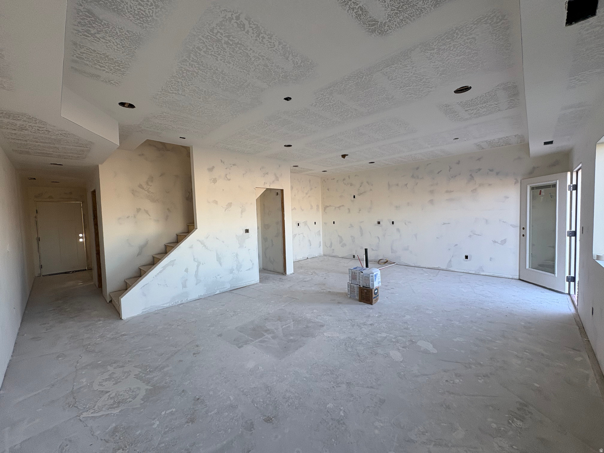 SALT GRASS - Residential