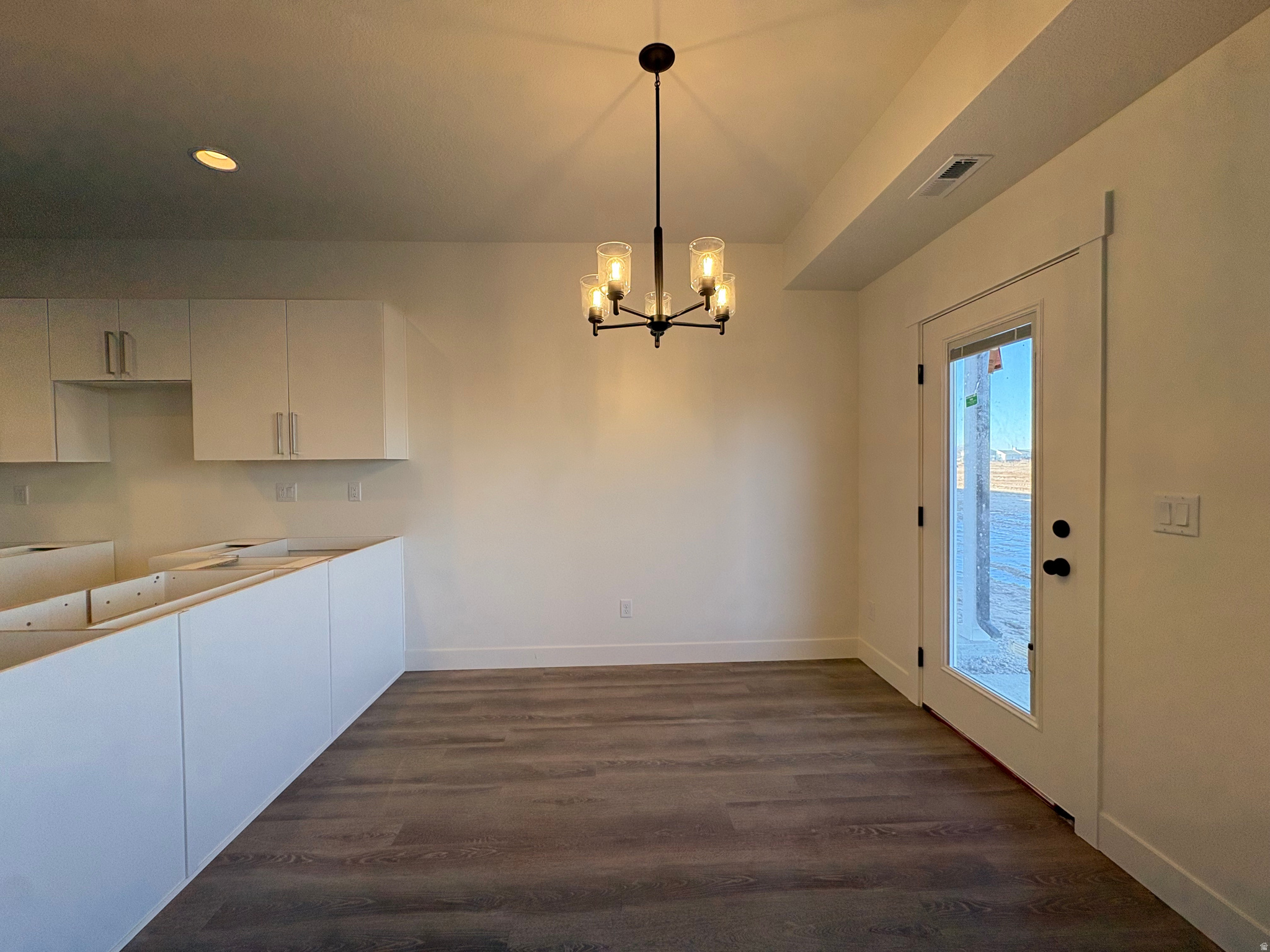 SALT GRASS - Residential