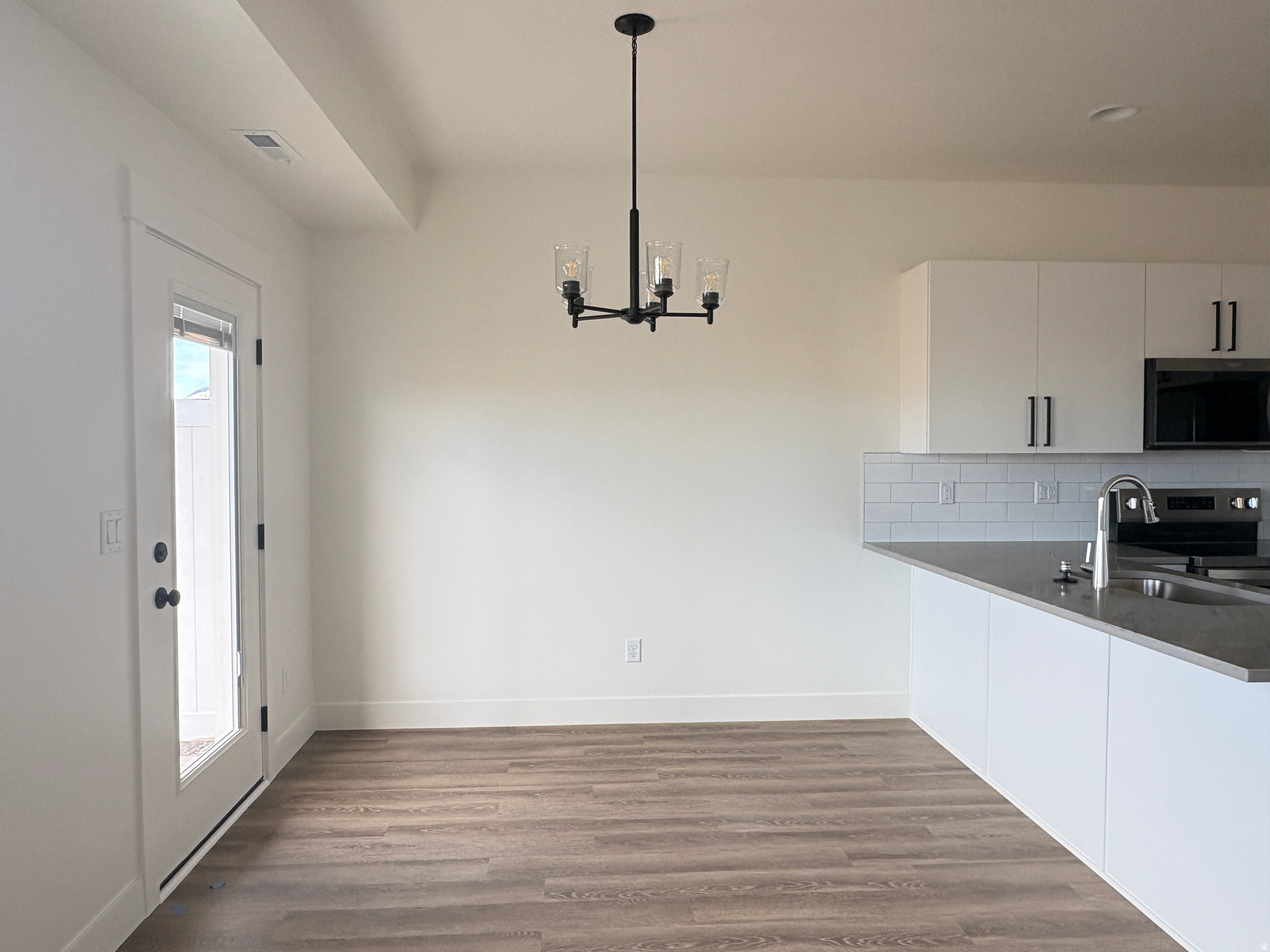 SALT GRASS - Residential